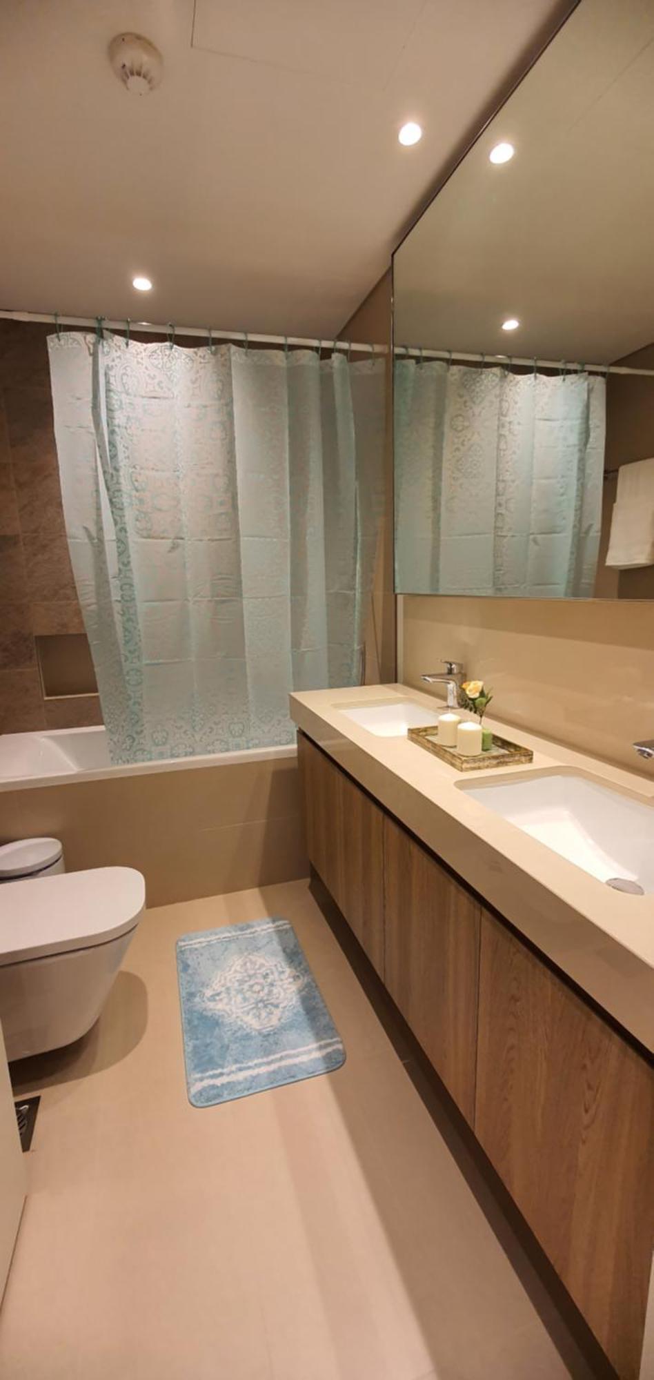 Svizona Premium 2bhk, Burj Khalifa View, Downtown Dubai