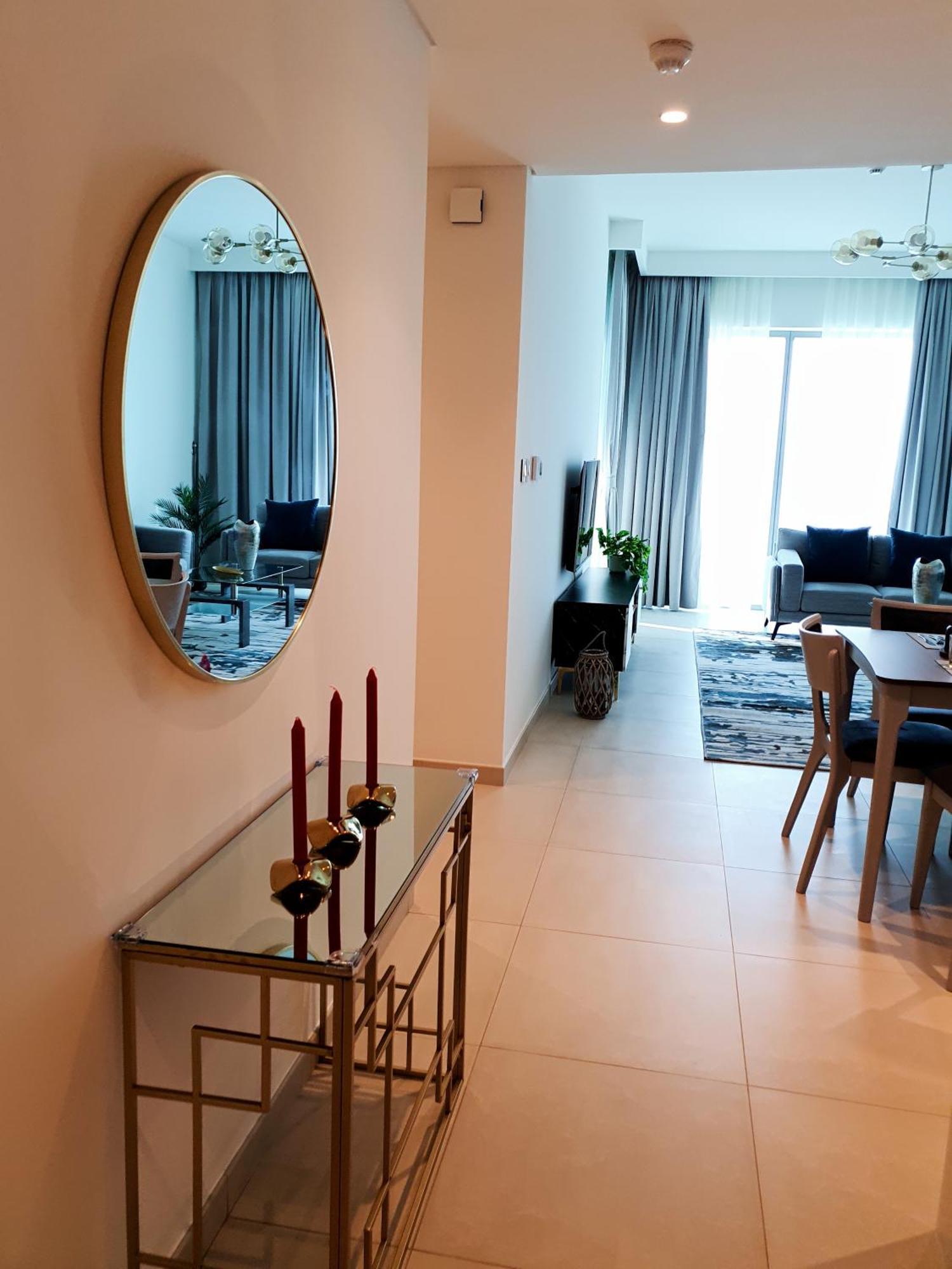 Svizona Premium 2bhk, Burj Khalifa View, Downtown * Dubai
