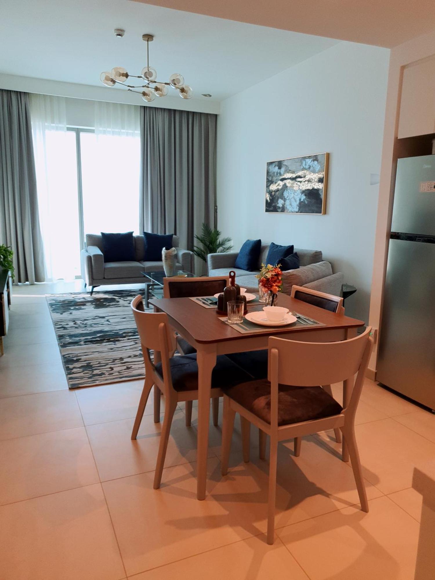 Svizona Premium 2bhk, Burj Khalifa View, Downtown