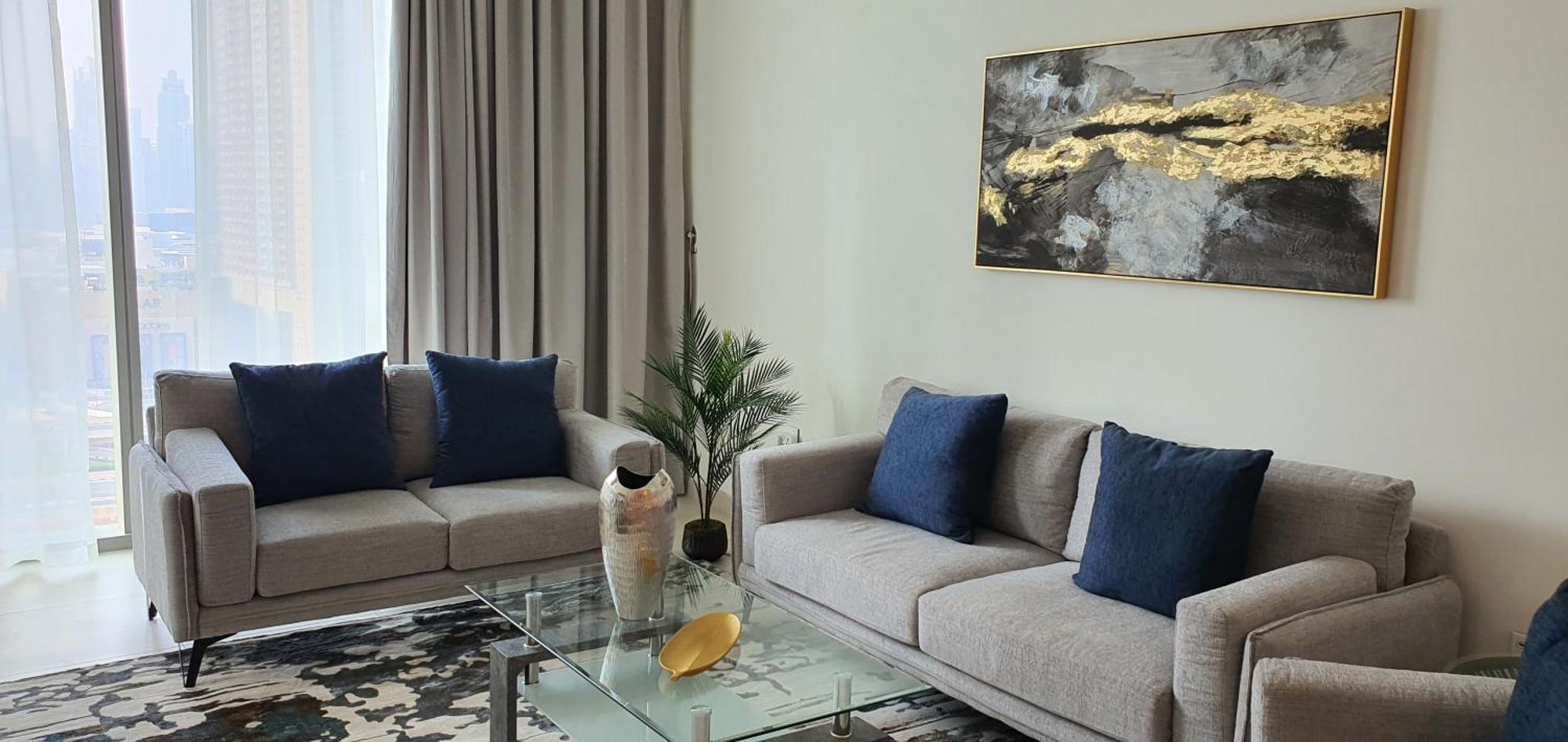 Svizona Premium 2bhk, Burj Khalifa View, Downtown * Dubai