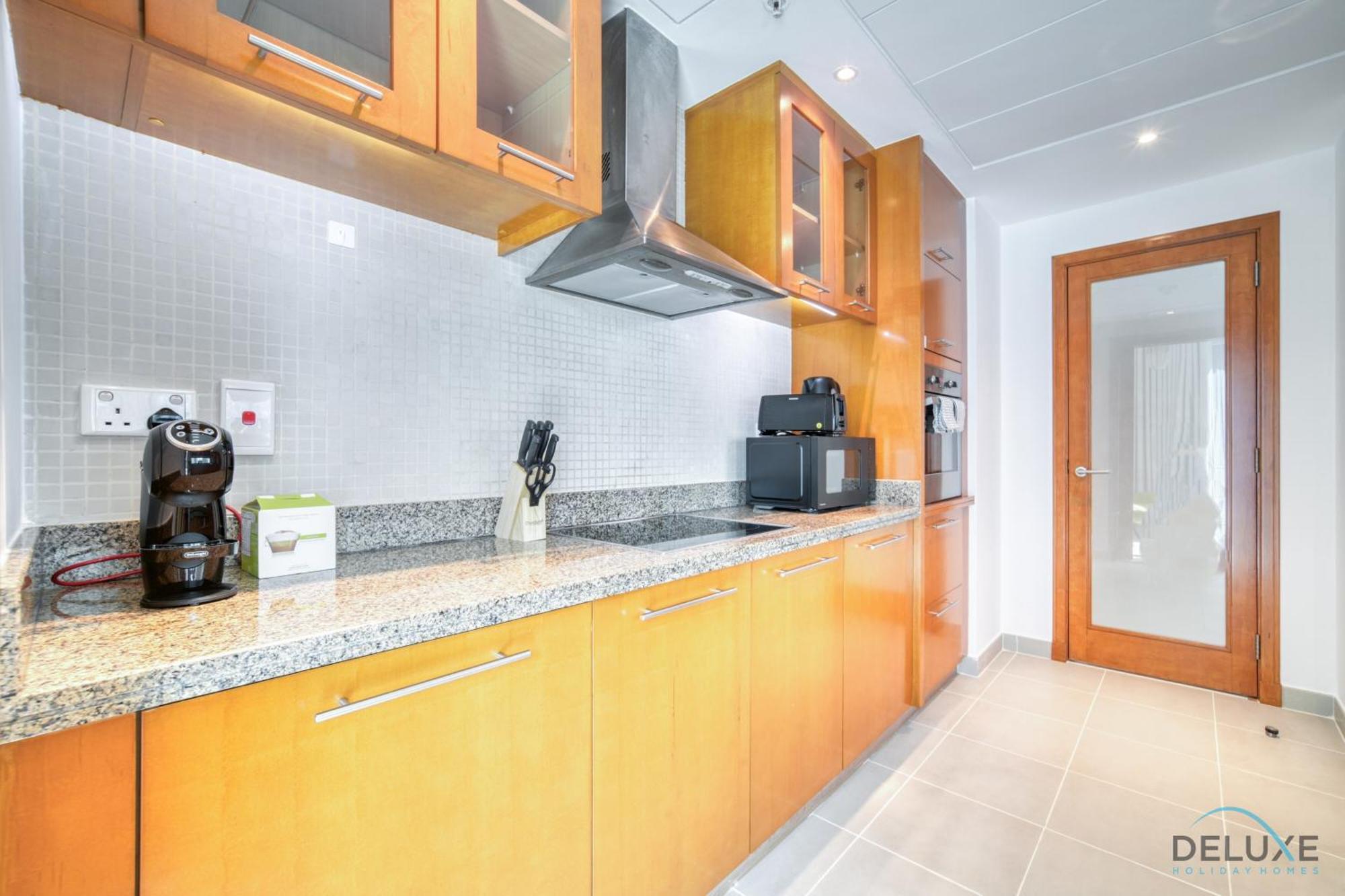 Apartment Elegant 2br At Beauport Xi Marina By Deluxe Homes Dubai