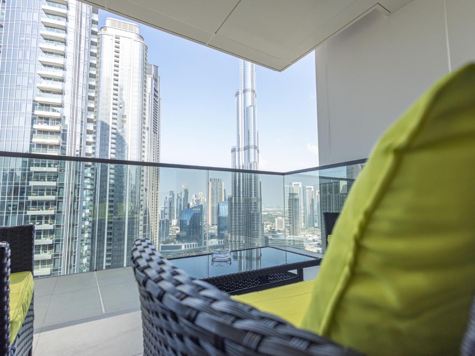 Mh - Act Tower - Downtown - Burj View 3bhk -ref4001 Apartment Dubai
