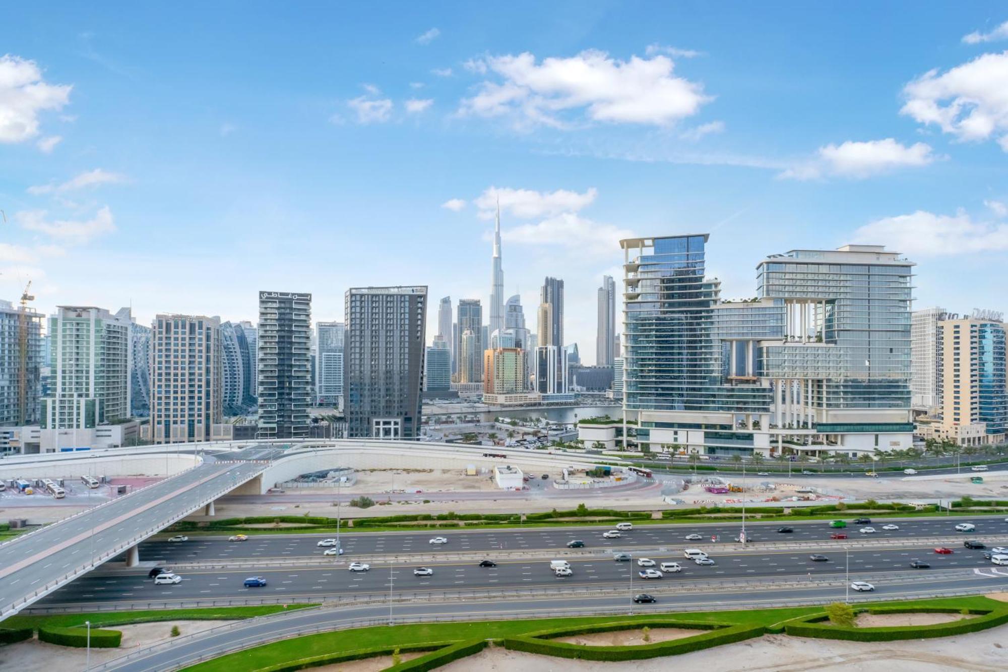 Apartment Fam Living - Upside Living - Wfh Friendly-business Bay Dubai