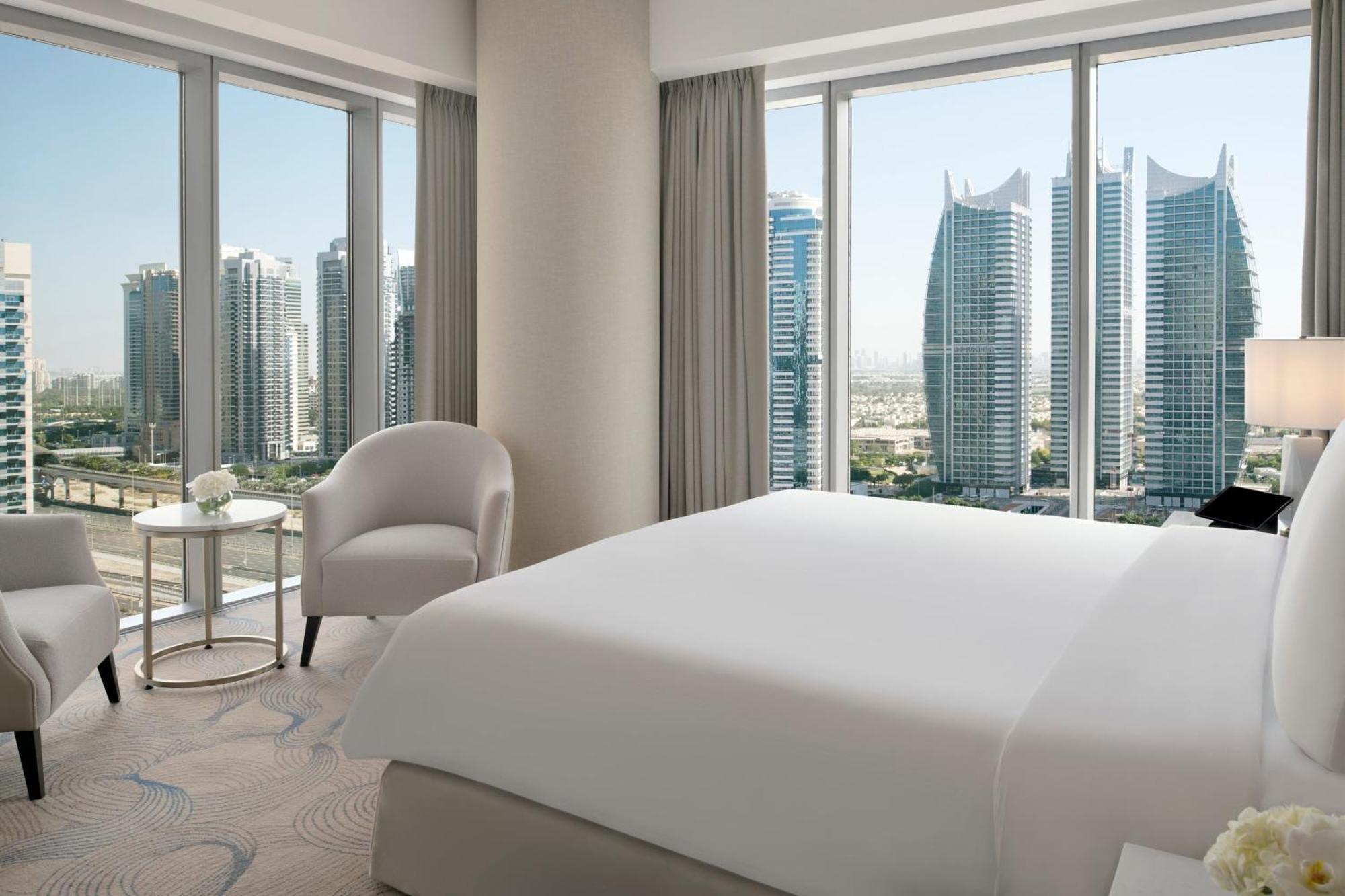 Jw Marriott Marina 5*
