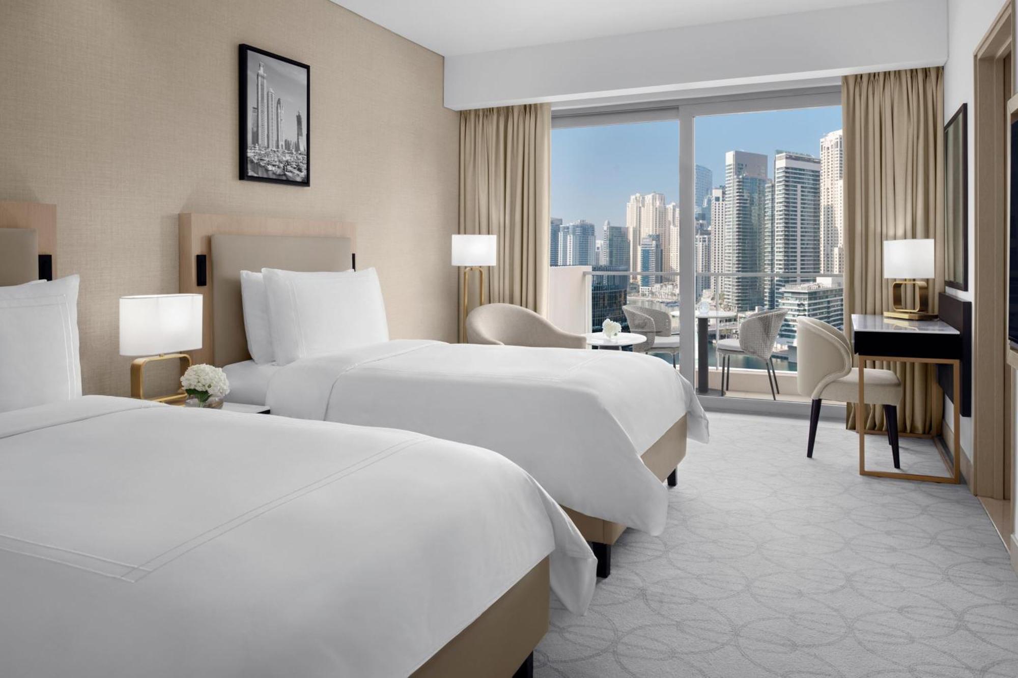 Jw Marriott Marina Hotel