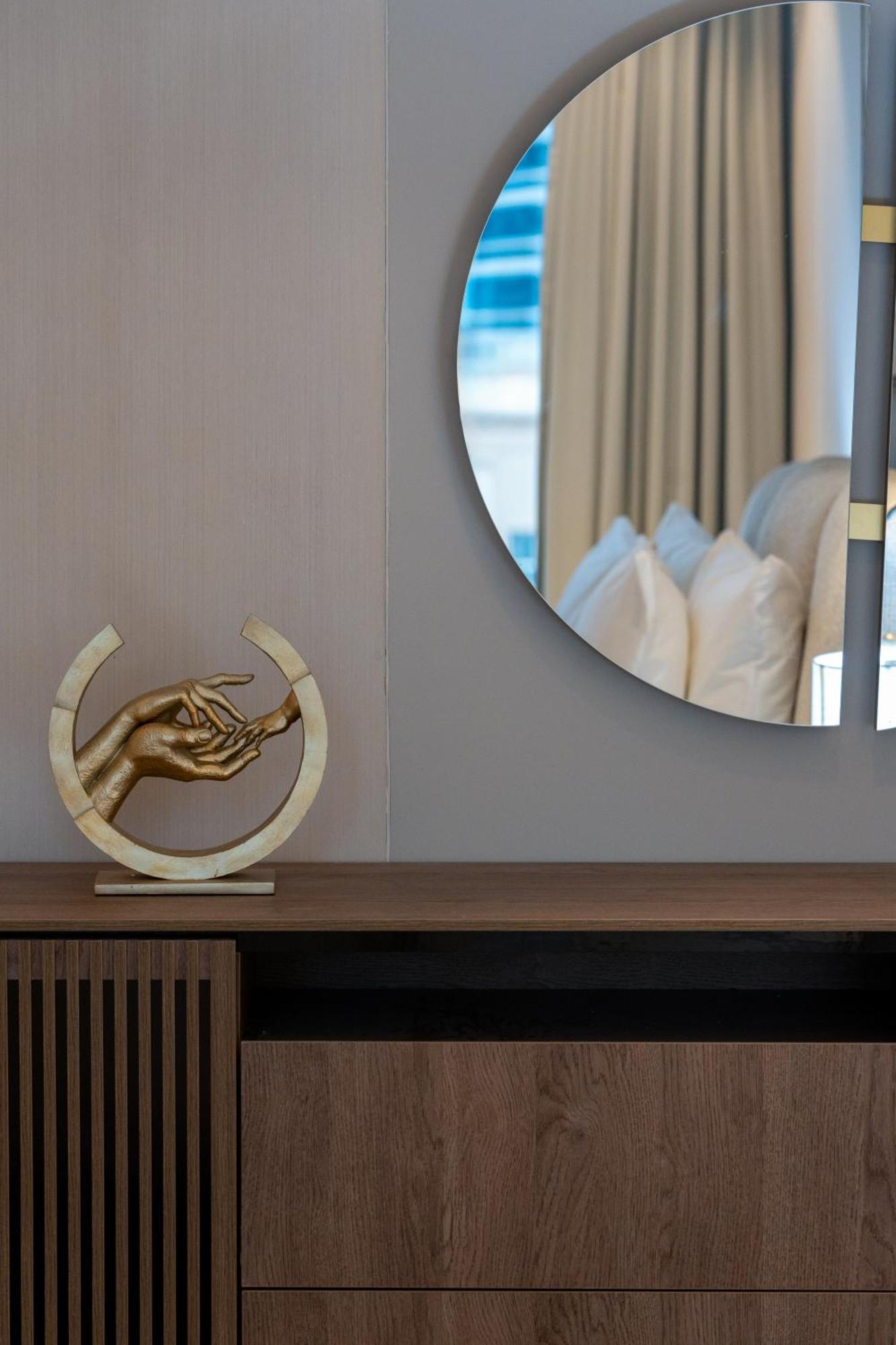 Apartment Condor Marina Star By Casa Royale Dubai