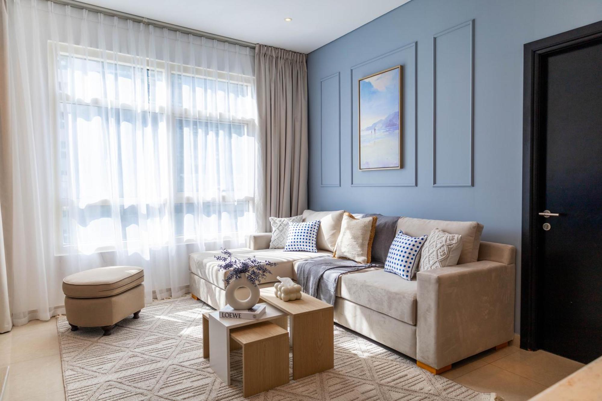 Trophy - Marina Urban Serenity *