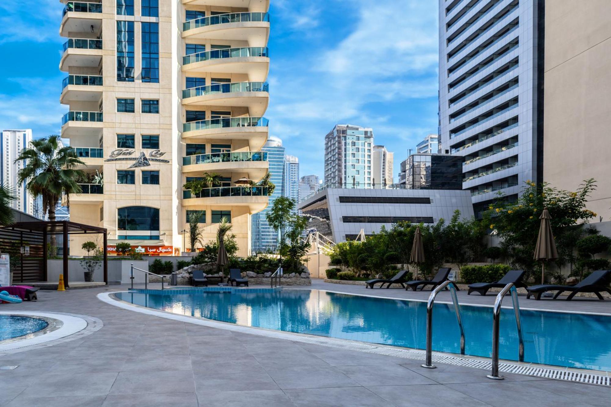 Apartment Trophy - Marina Urban Serenity Dubai