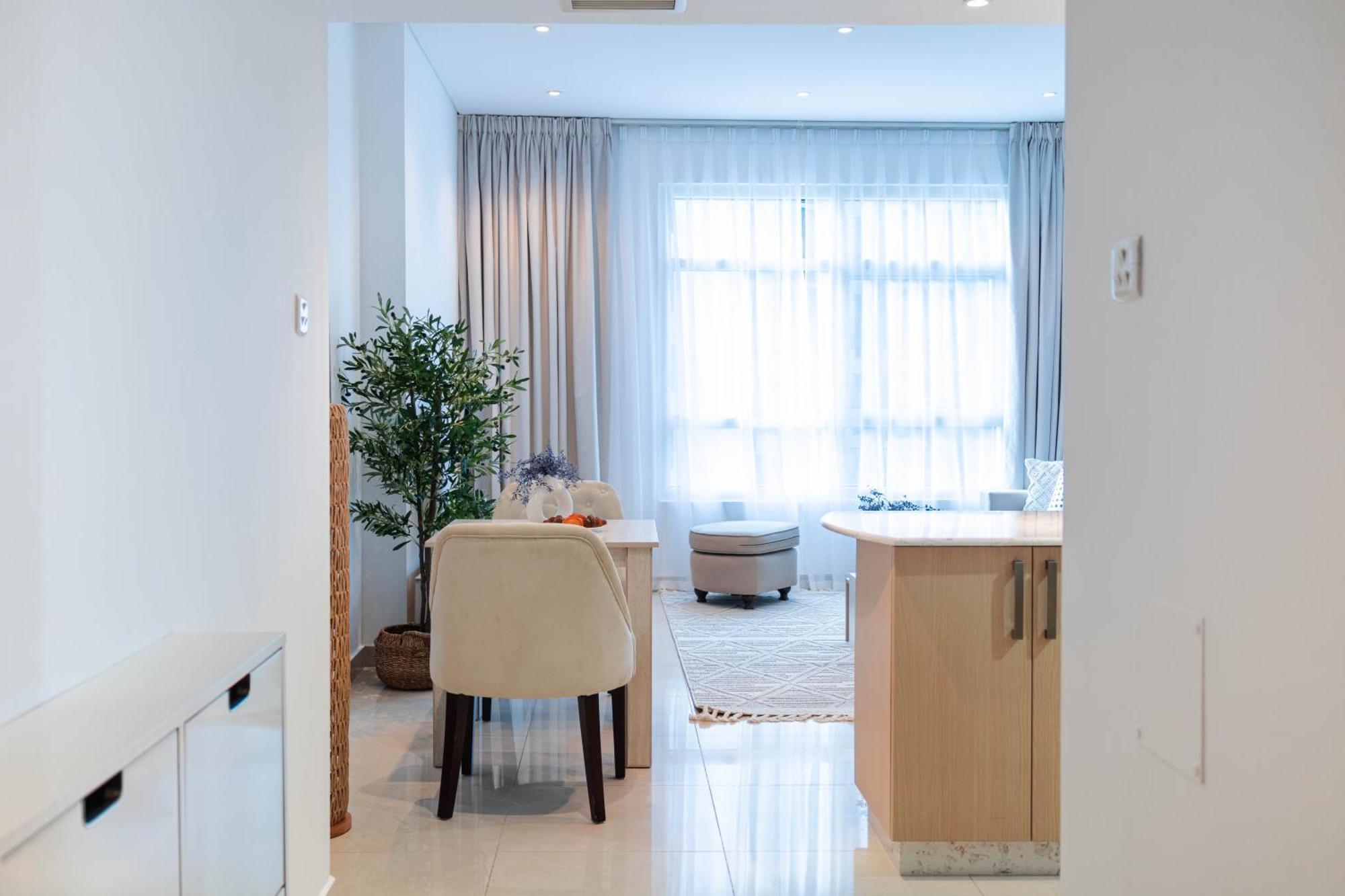 Trophy - Marina Urban Serenity Apartment *