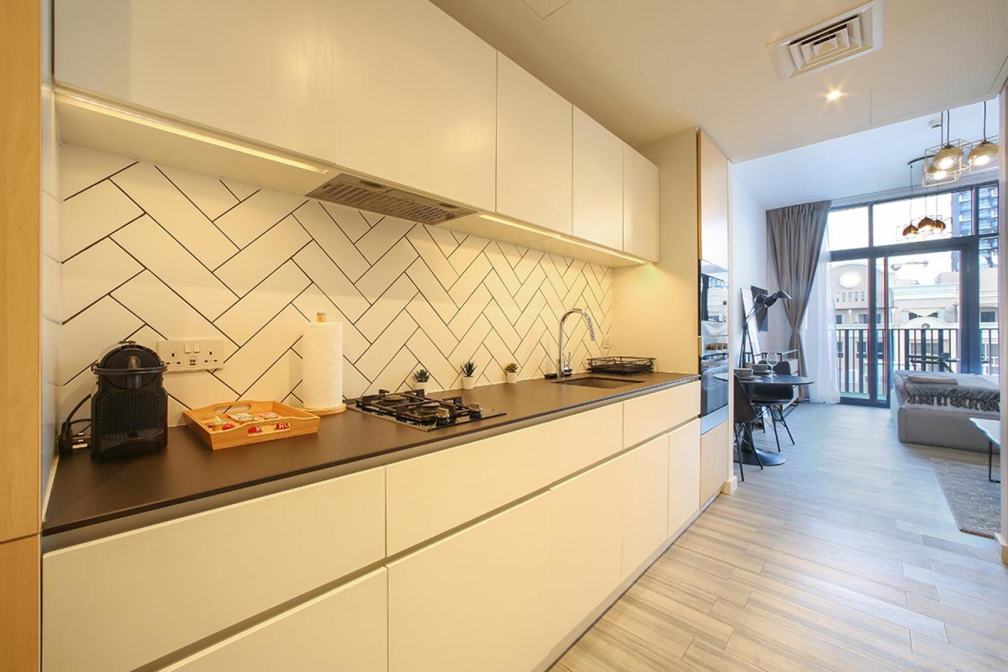 Chic Gem In Jvc Apartment *