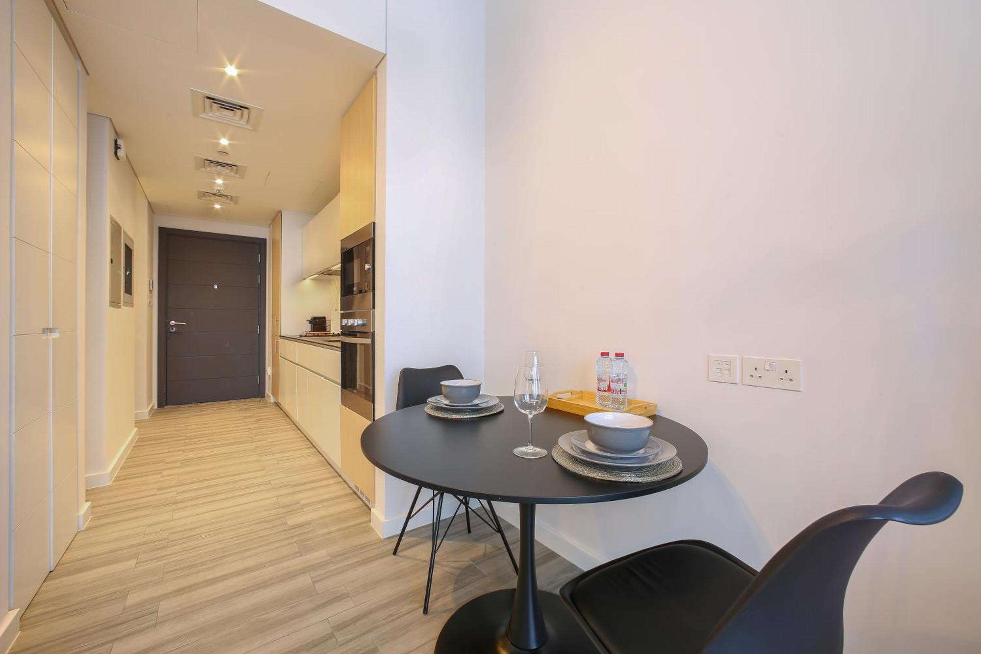 Apartment Chic Gem In Jvc