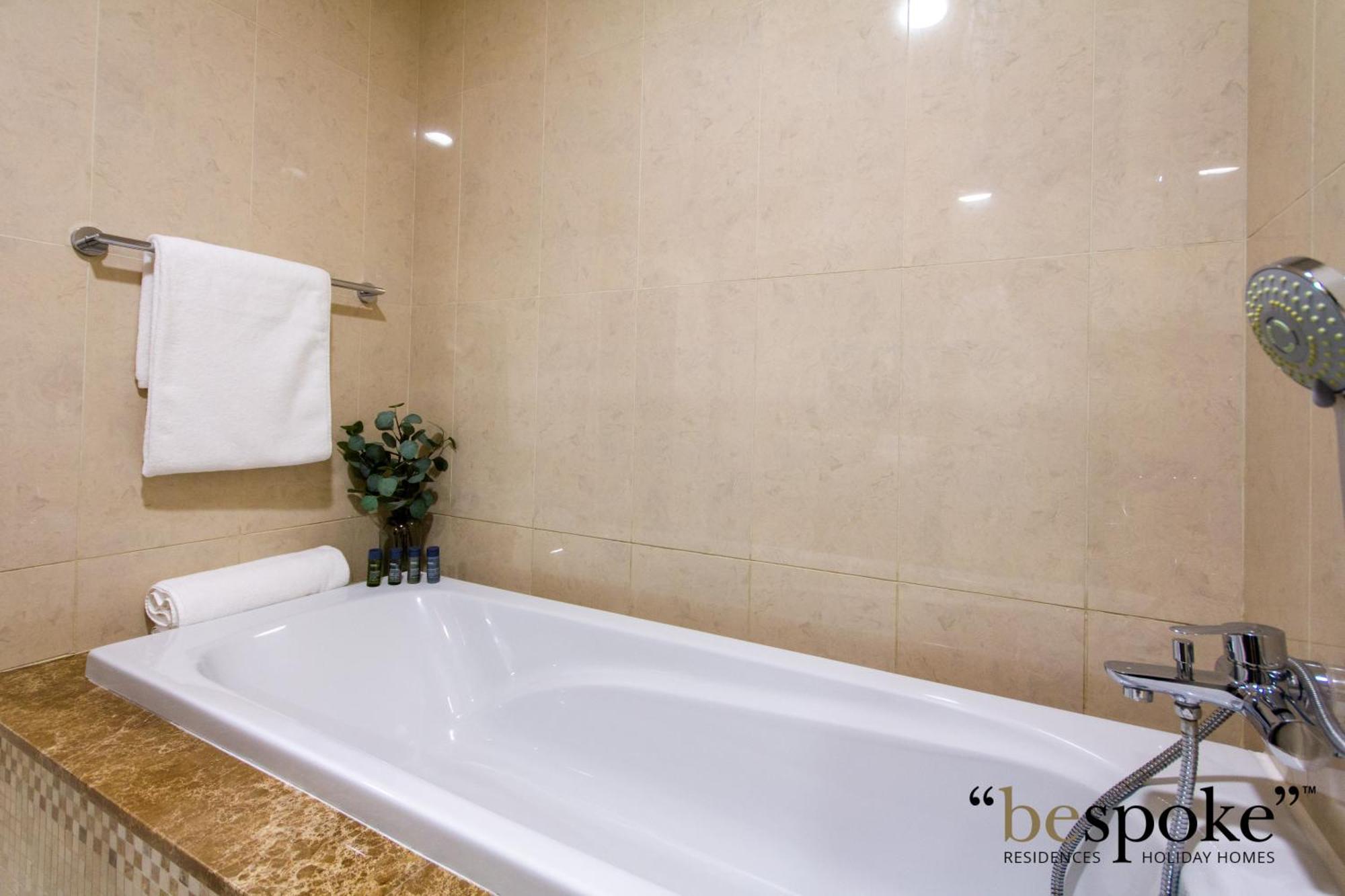Bespoke Homes - Palm Jumeirah -2 Bedroom Sea View With Access, Balqis