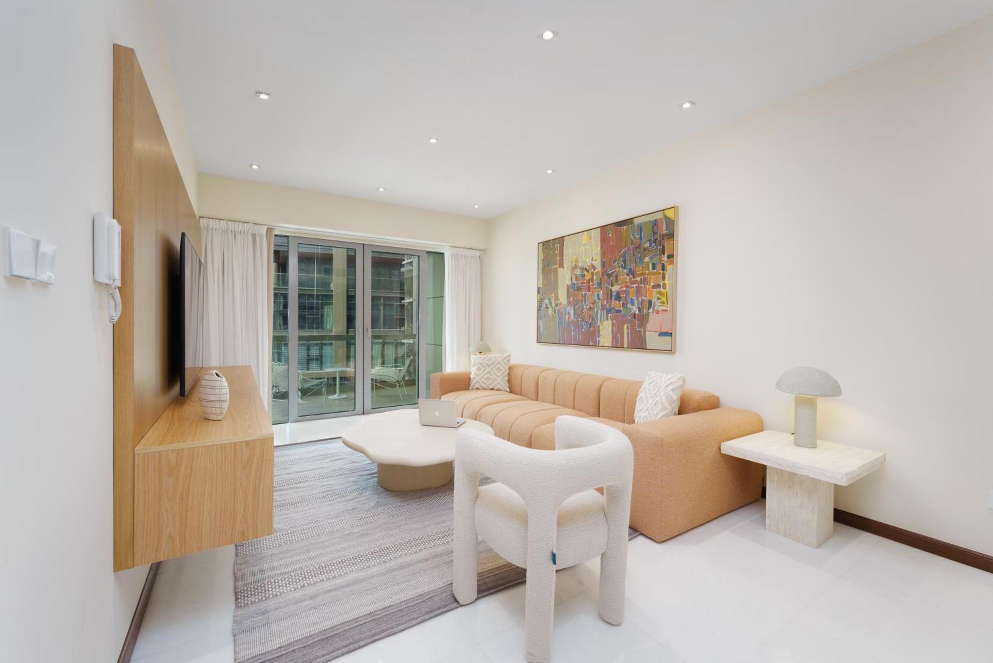 Apartment Discover Unmatched Comfort In Downtown Dubai