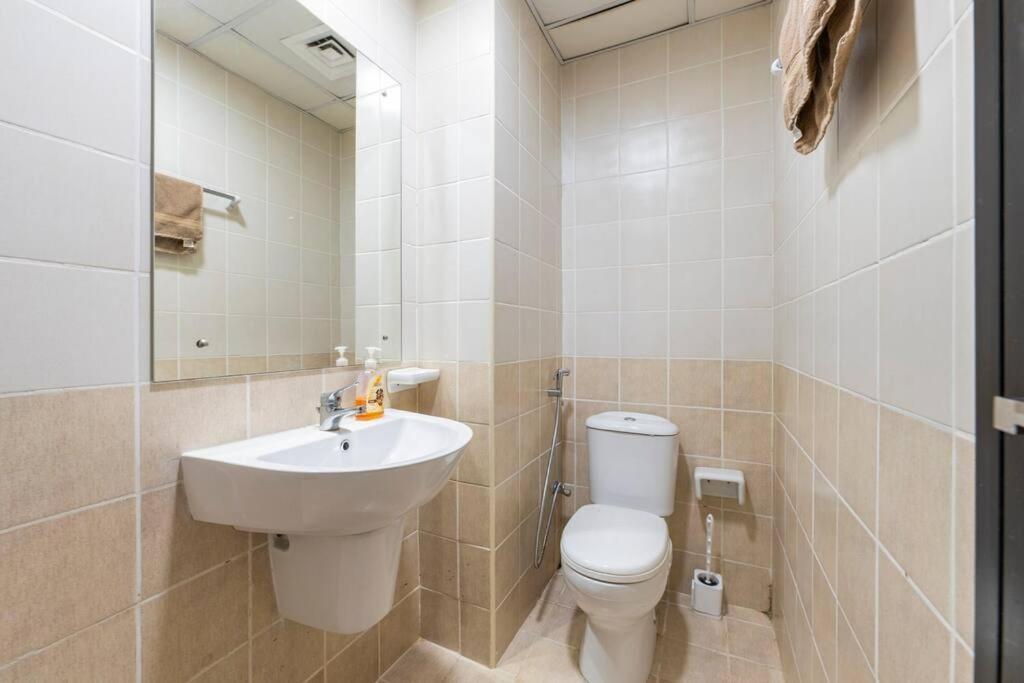 Apartment Beautiful 1br With Views At Silicon *