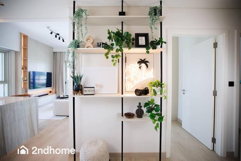 2ndhome - Collective 2, Hills