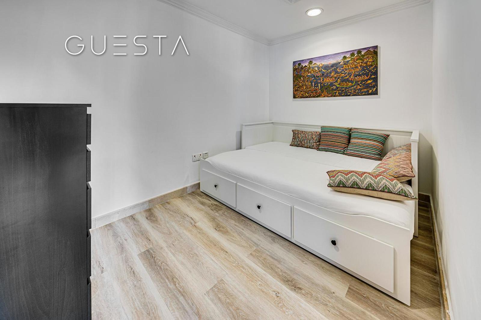 Marina Quays 1 Bdr Guest Room, Marina Apartment