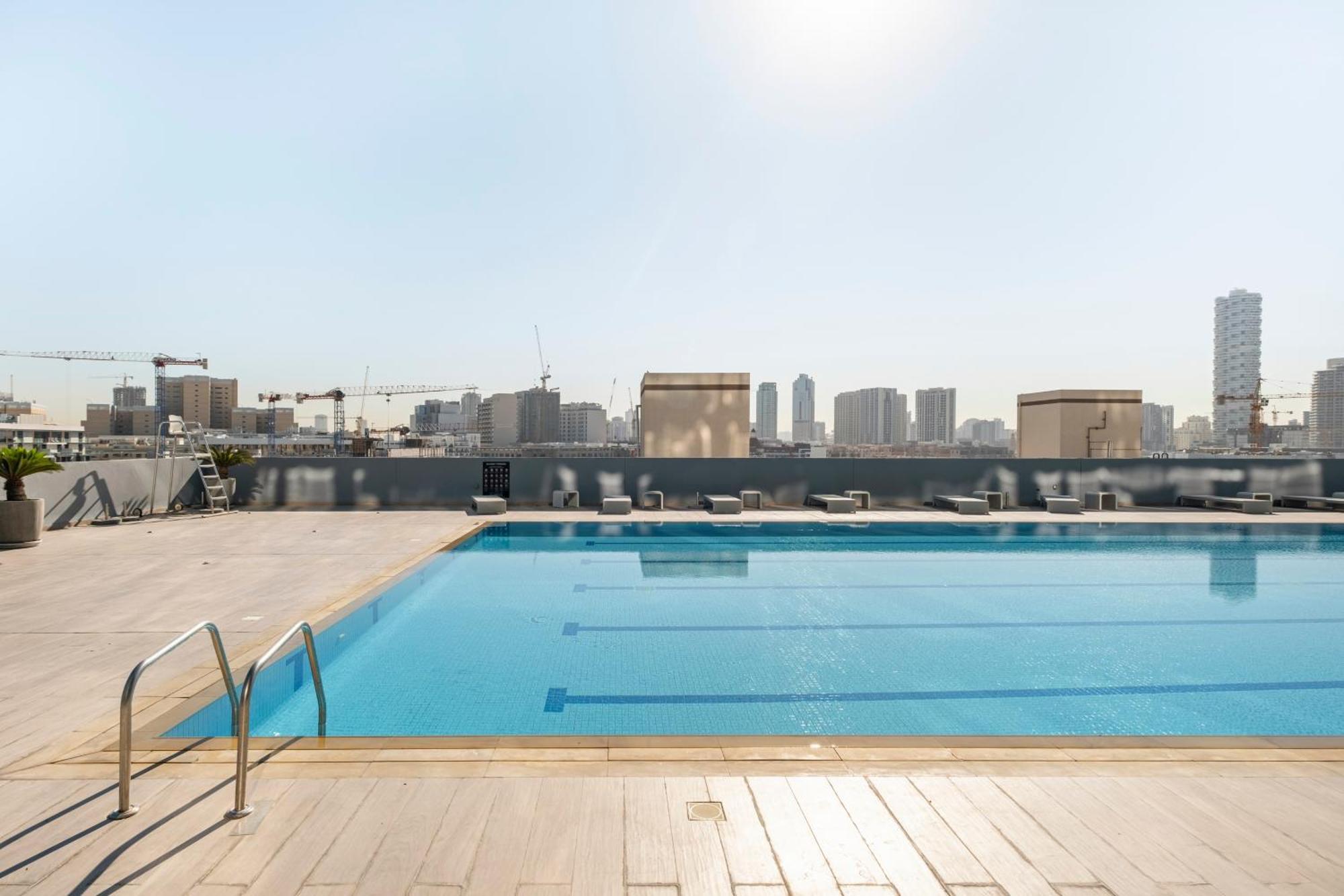 Luxury 2br For 6 With King Beds, Gym, Sauna In Jvc