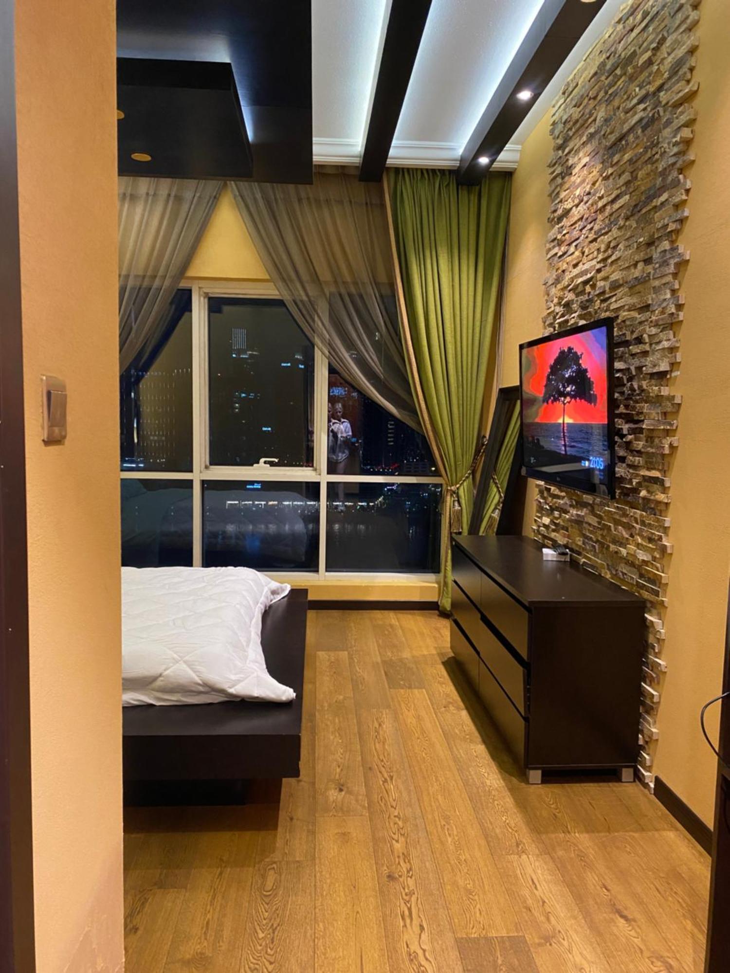 2br Burj Khalifa View, Mall *