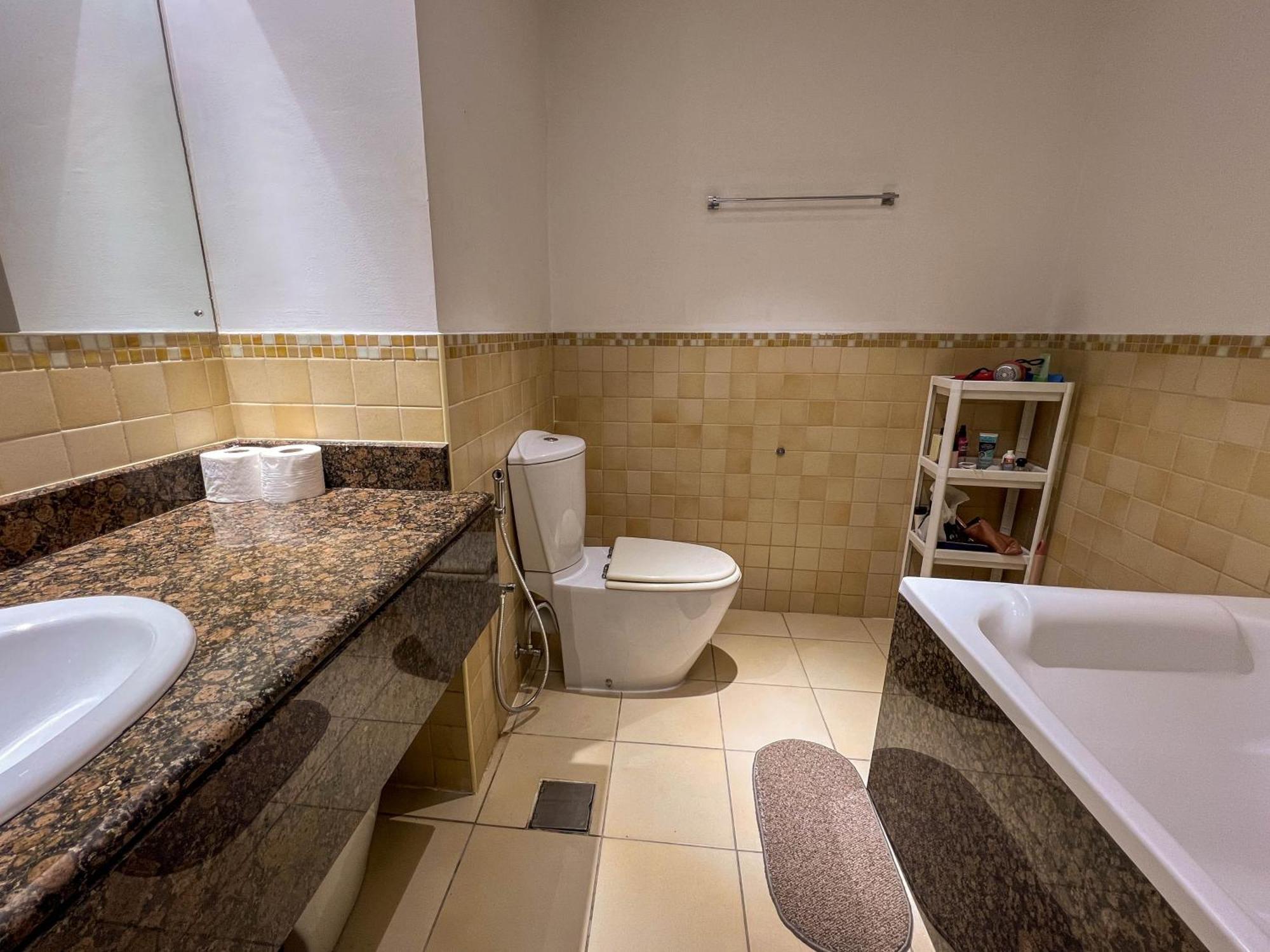 Silvana Deluxe Hostel Dubai