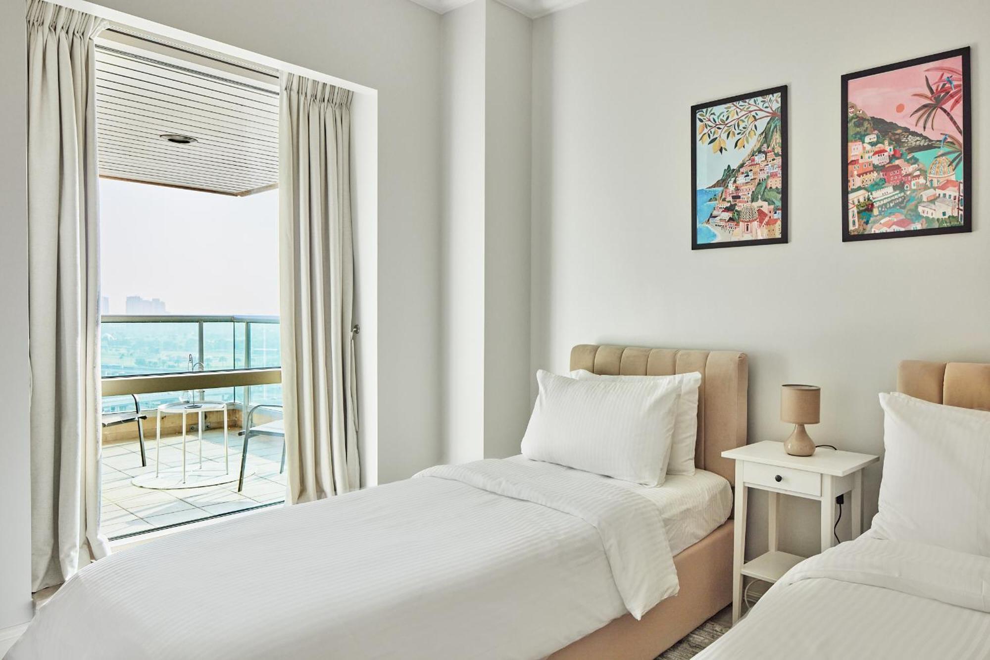 Apartment Luxury Marina Views On Marina Walk Waterfront 3 Bed Property