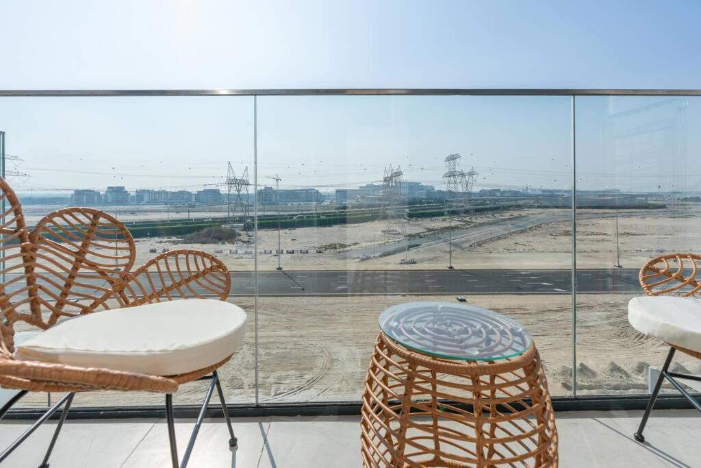 12min From Burj Khalifa - Azizi Riviera 32 -