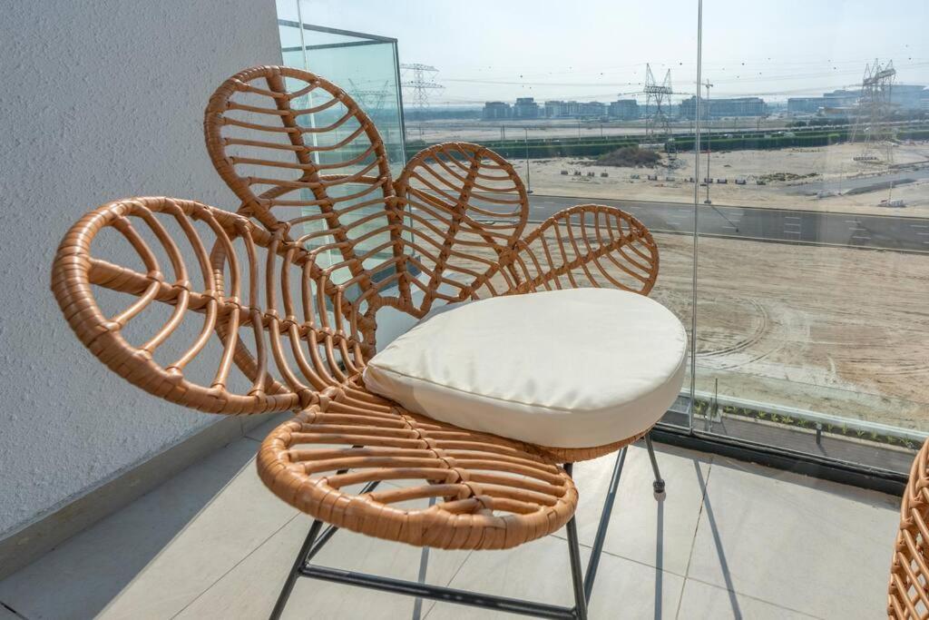 12min From Burj Khalifa - Azizi Riviera 32 - Apartment