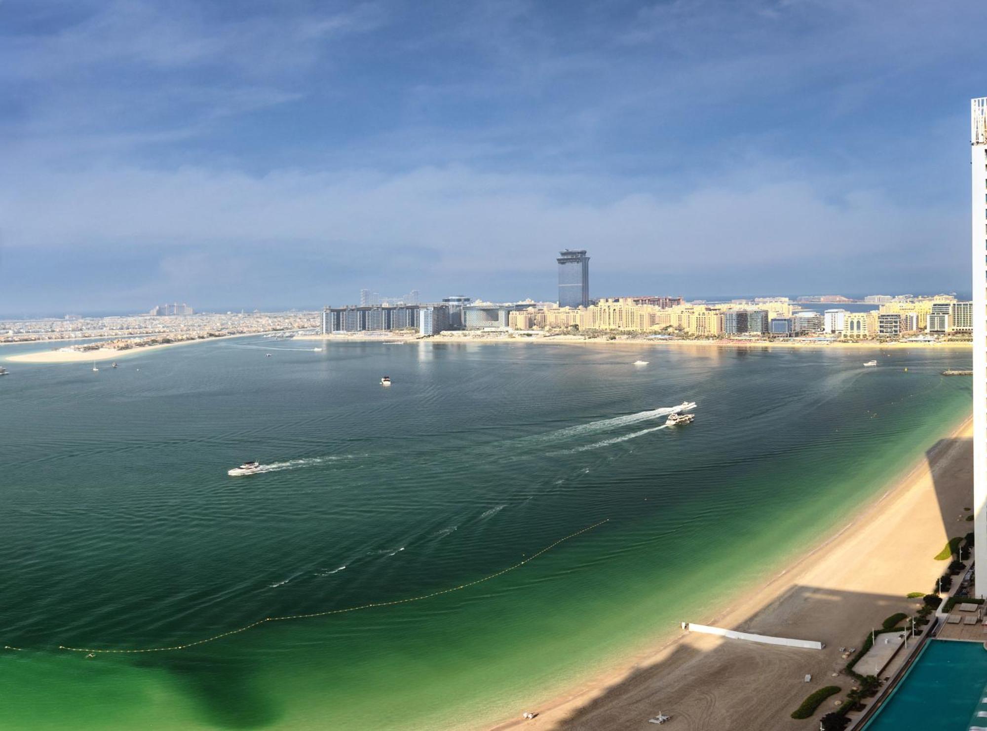 Astonishing In Beachfront