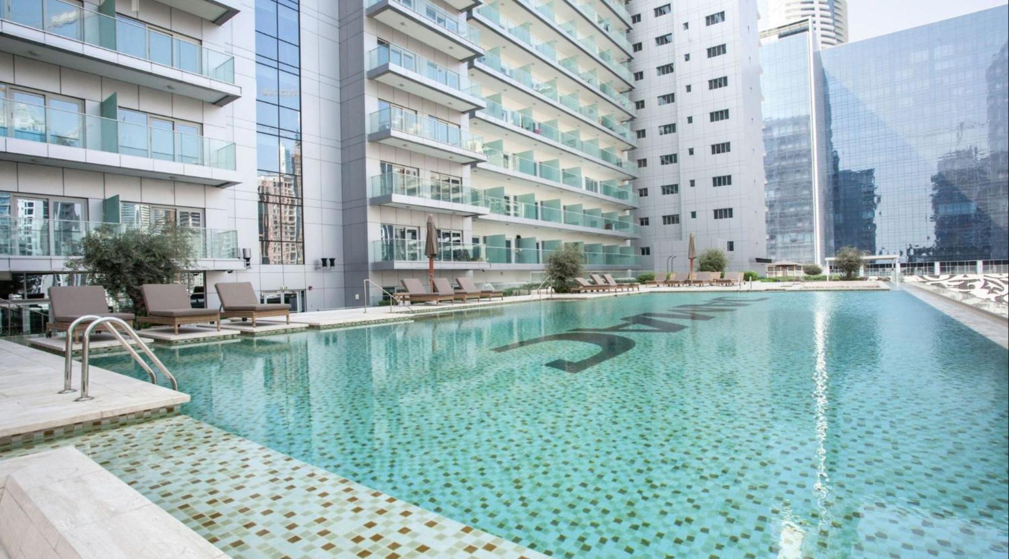 Apartment Simply Comfort In Damac Majestine