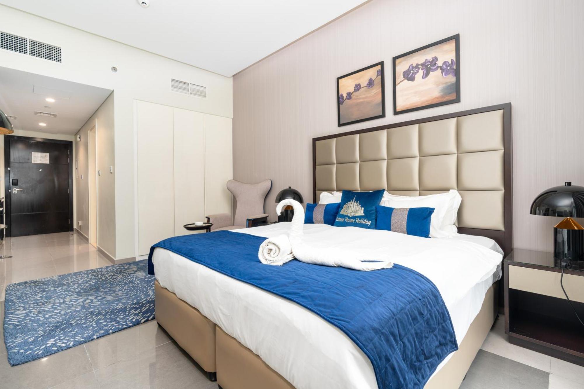 Simply Comfort In Damac Majestine Apartment