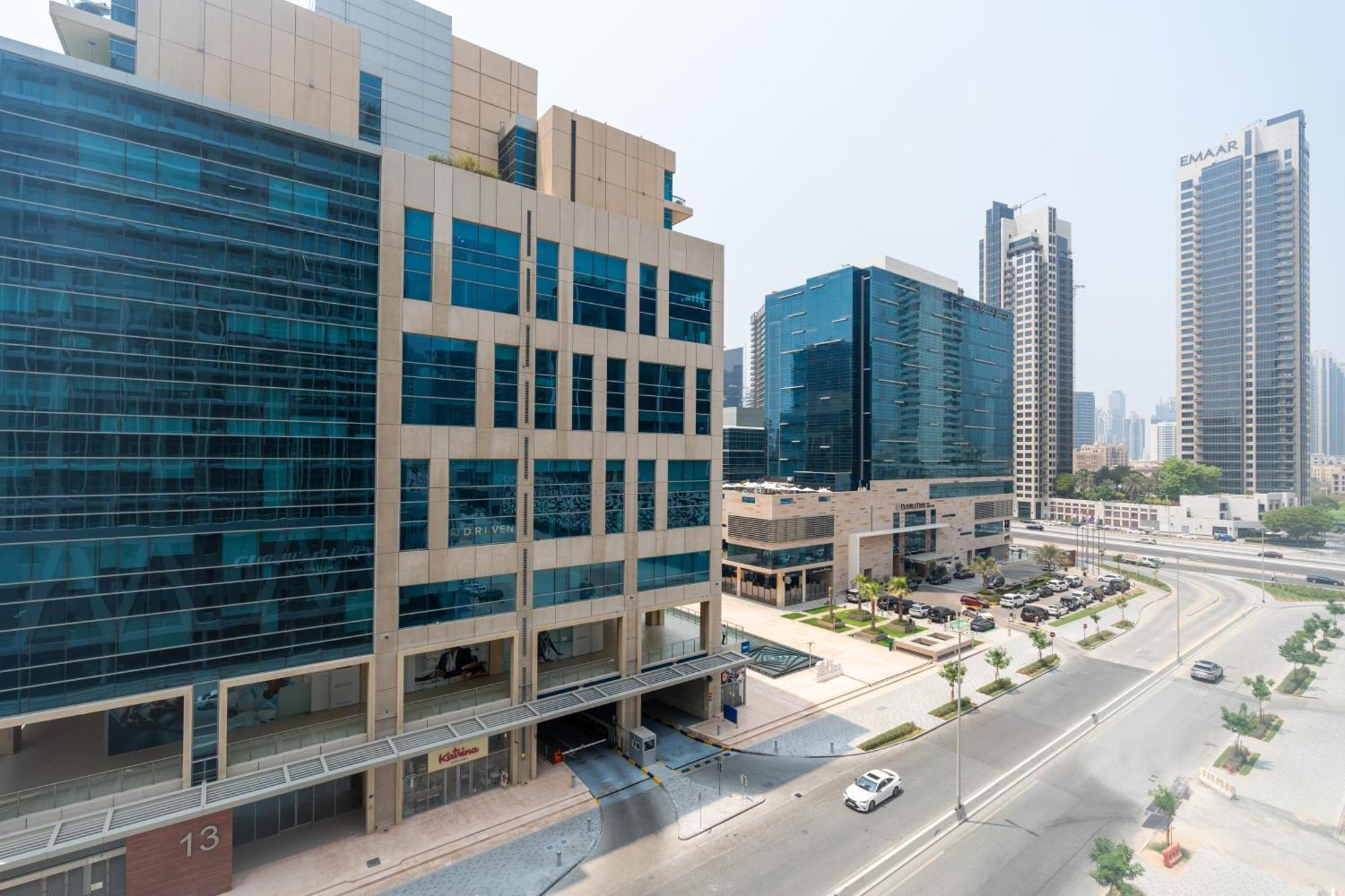 Simply Comfort In Damac Majestine *