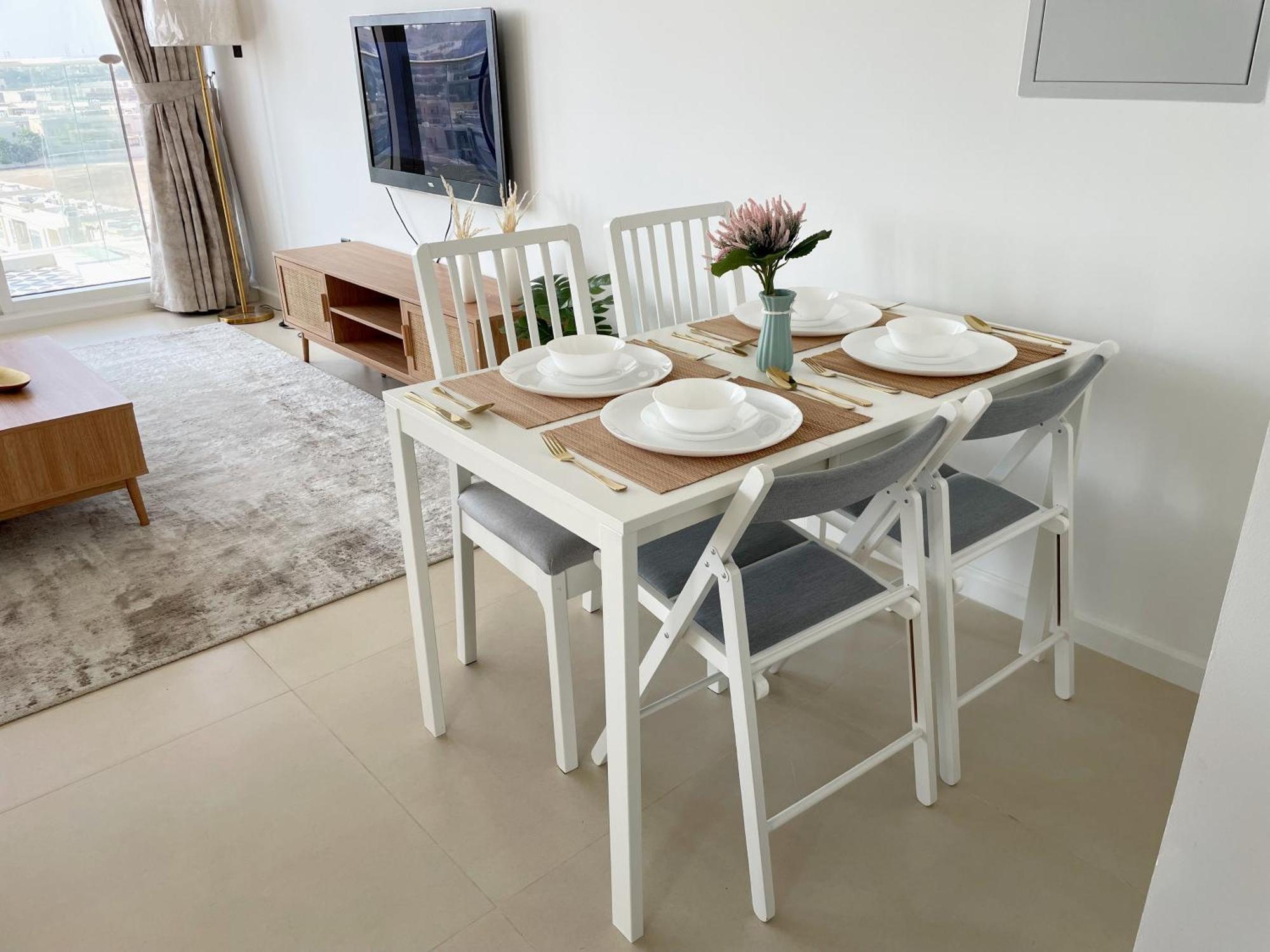 Apartment Cozy With Pool - 10 Mins From Marina Dubai