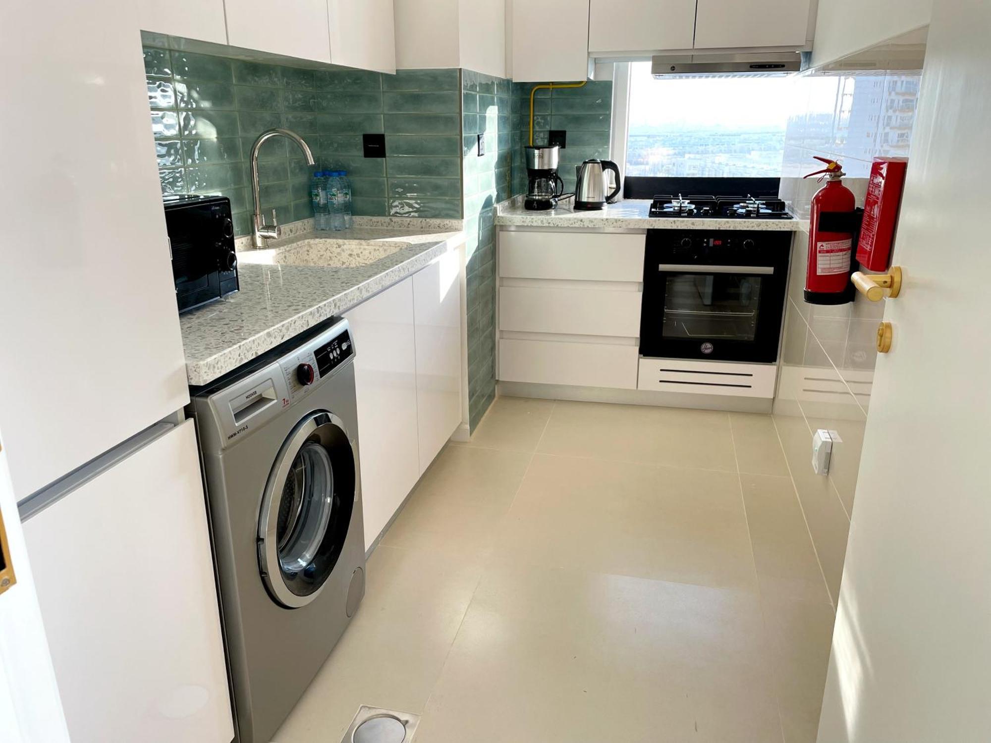 Apartment Cozy With Pool - 10 Mins From Marina Dubai