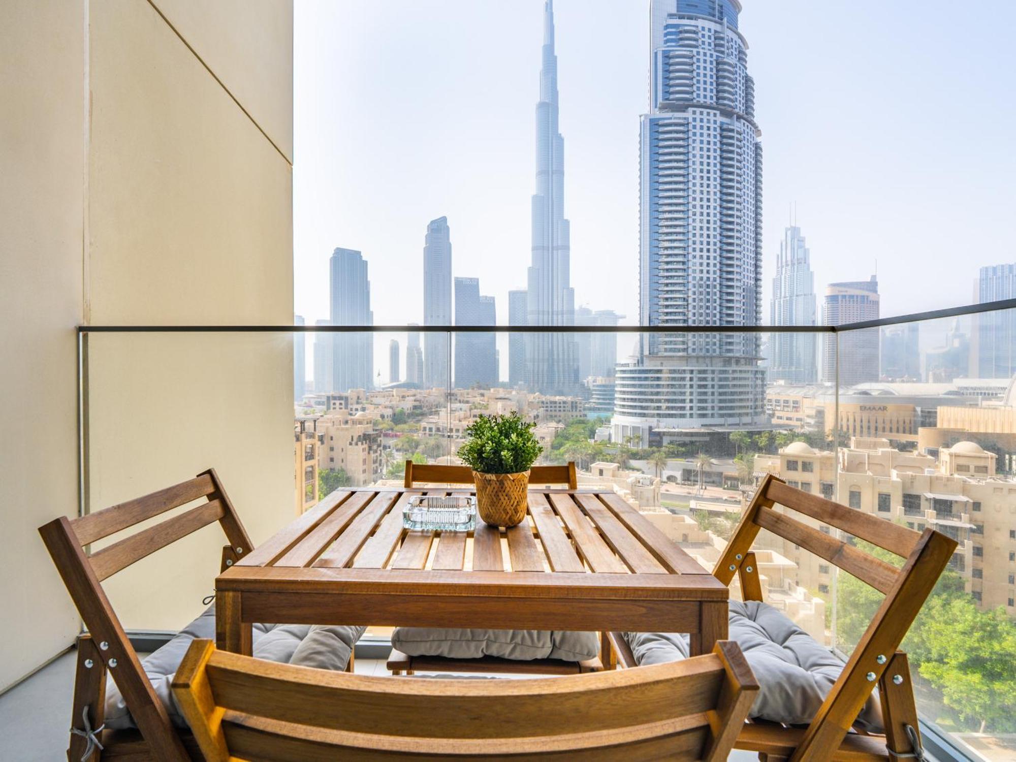 Apartment Lavishly Elegant 2br With Breathtaking Full Burj Khalifa View Dubai