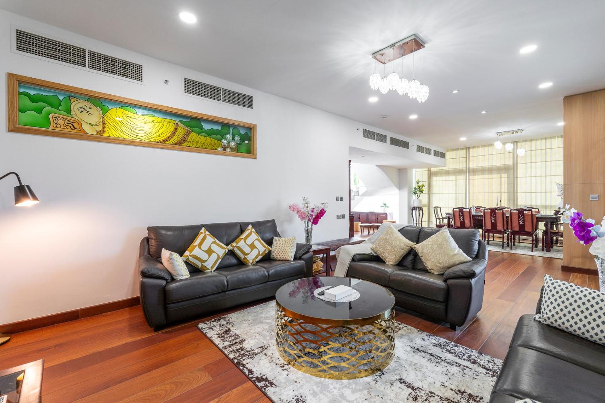 The Iconic Luxury 4br Penthouse Near To Jumeirah And Infront Of Dmcc Metro Station Apartment *