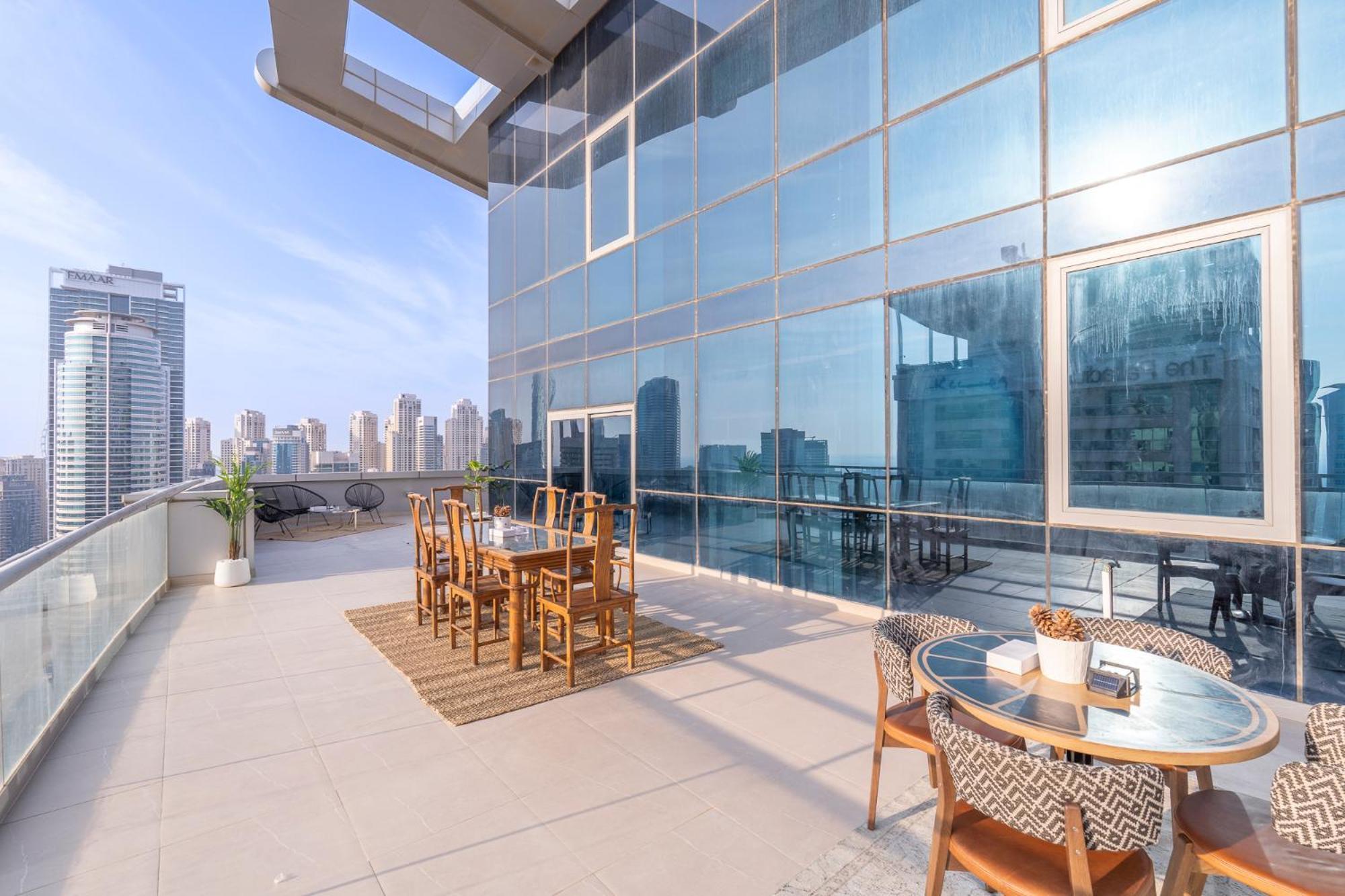Apartment The Iconic Luxury 4br Penthouse Near To Jumeirah And Infront Of Dmcc Metro Station