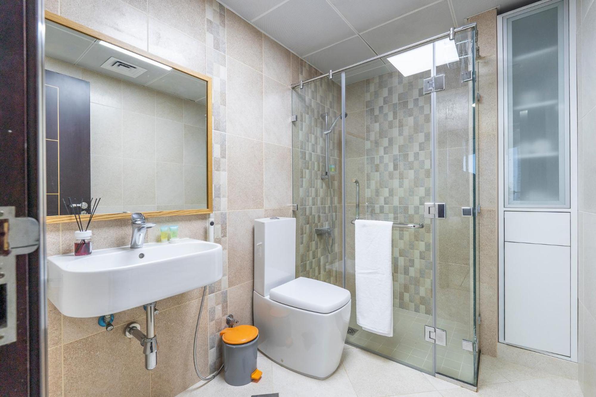 The Iconic Luxury 4br Penthouse Near To Jumeirah And Infront Of Dmcc Metro Station Dubai
