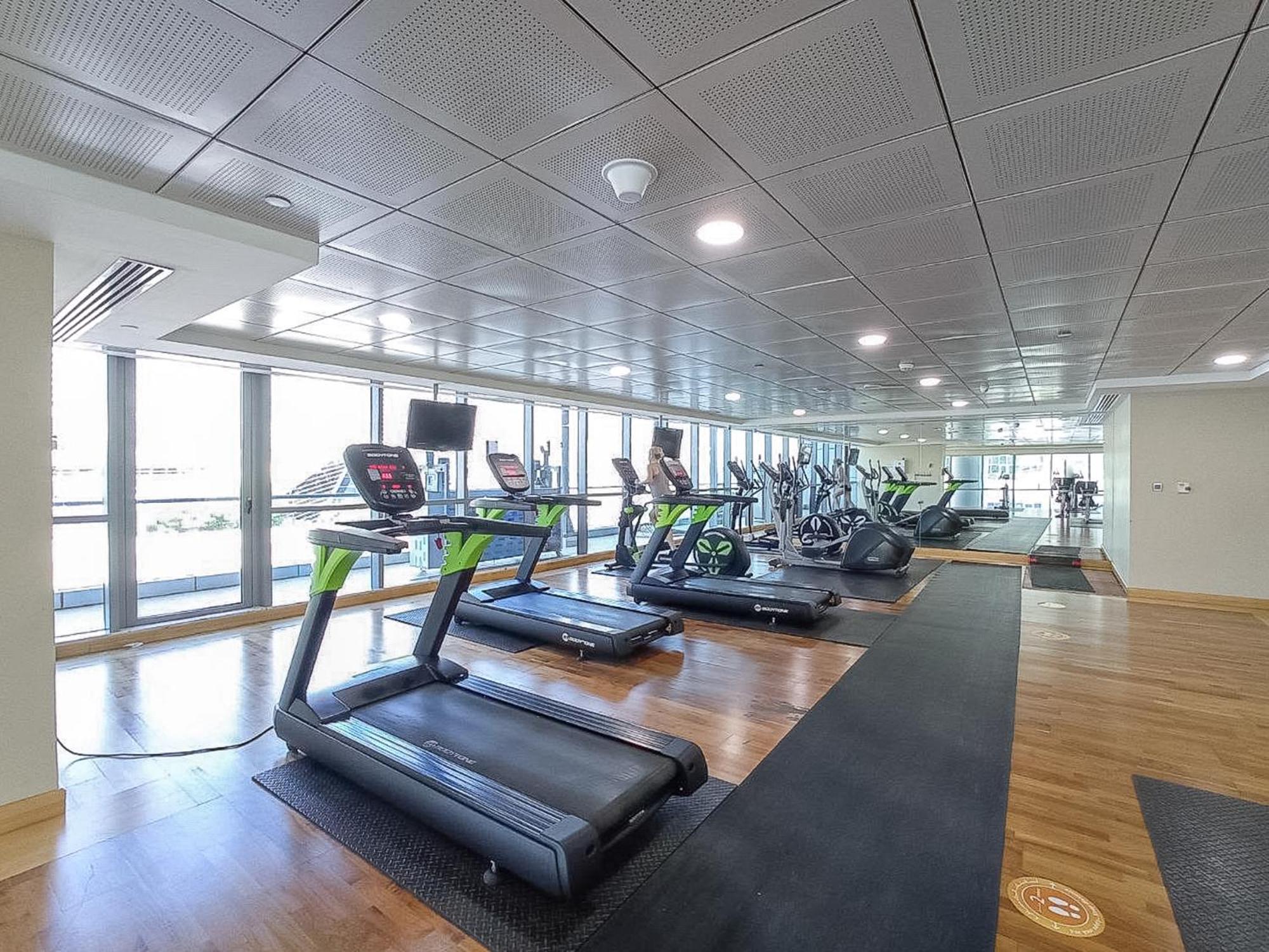 The Iconic Luxury 4br Penthouse Near To Jumeirah And Infront Of Dmcc Metro Station *