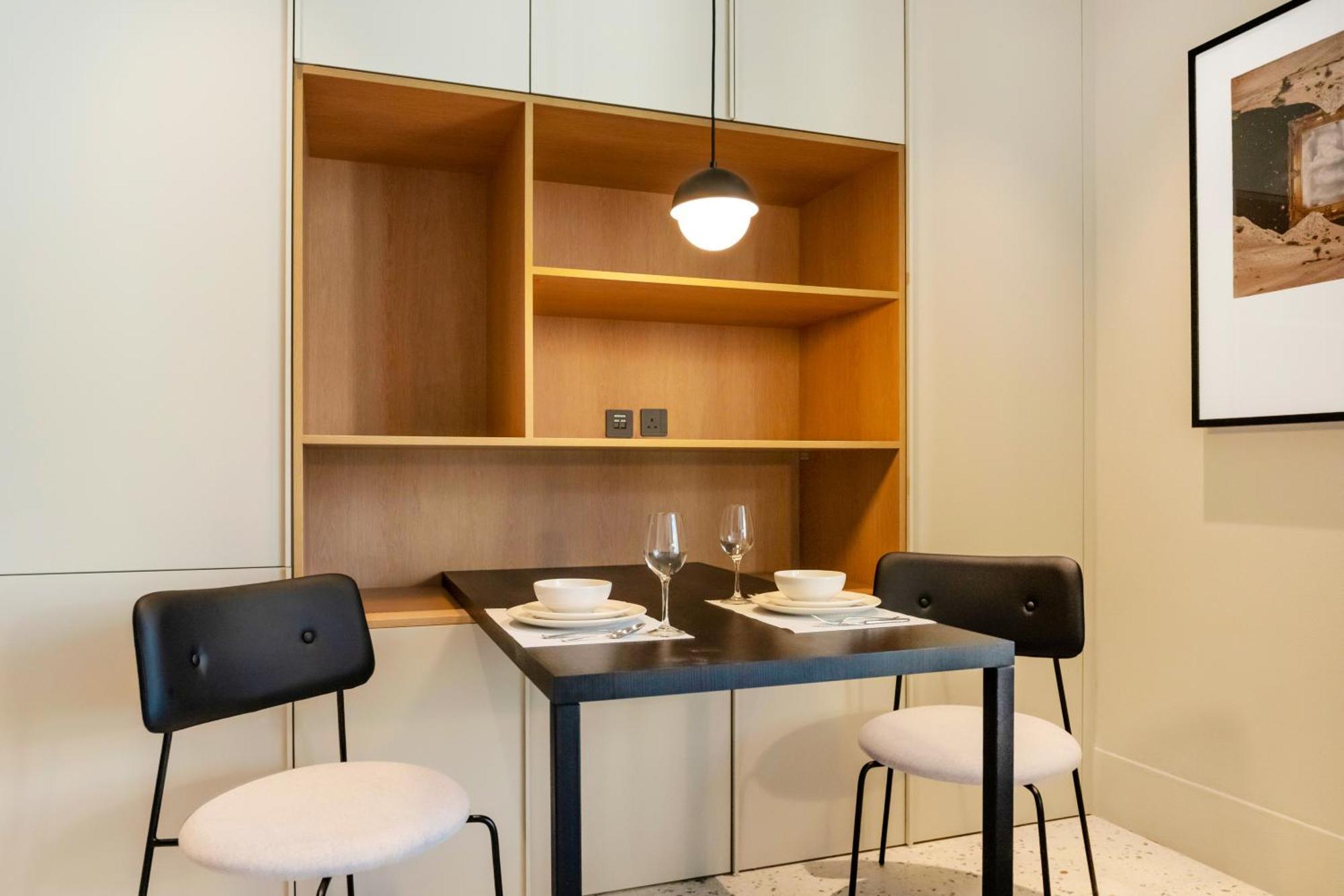 Fam Living - Upside Living - Wfh Friendly-business Bay * Dubai