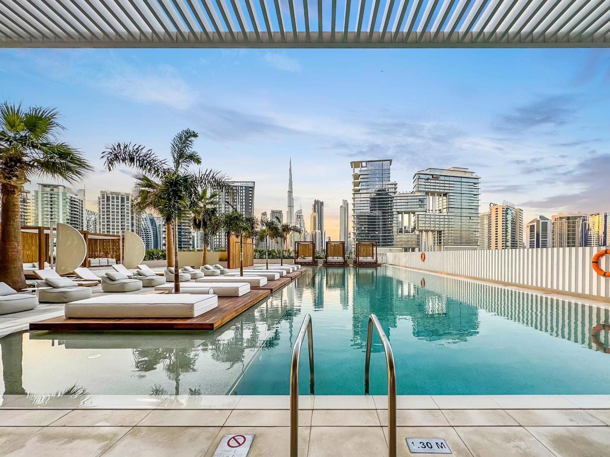 Fam Living - Upside Living - Wfh Friendly-business Bay *