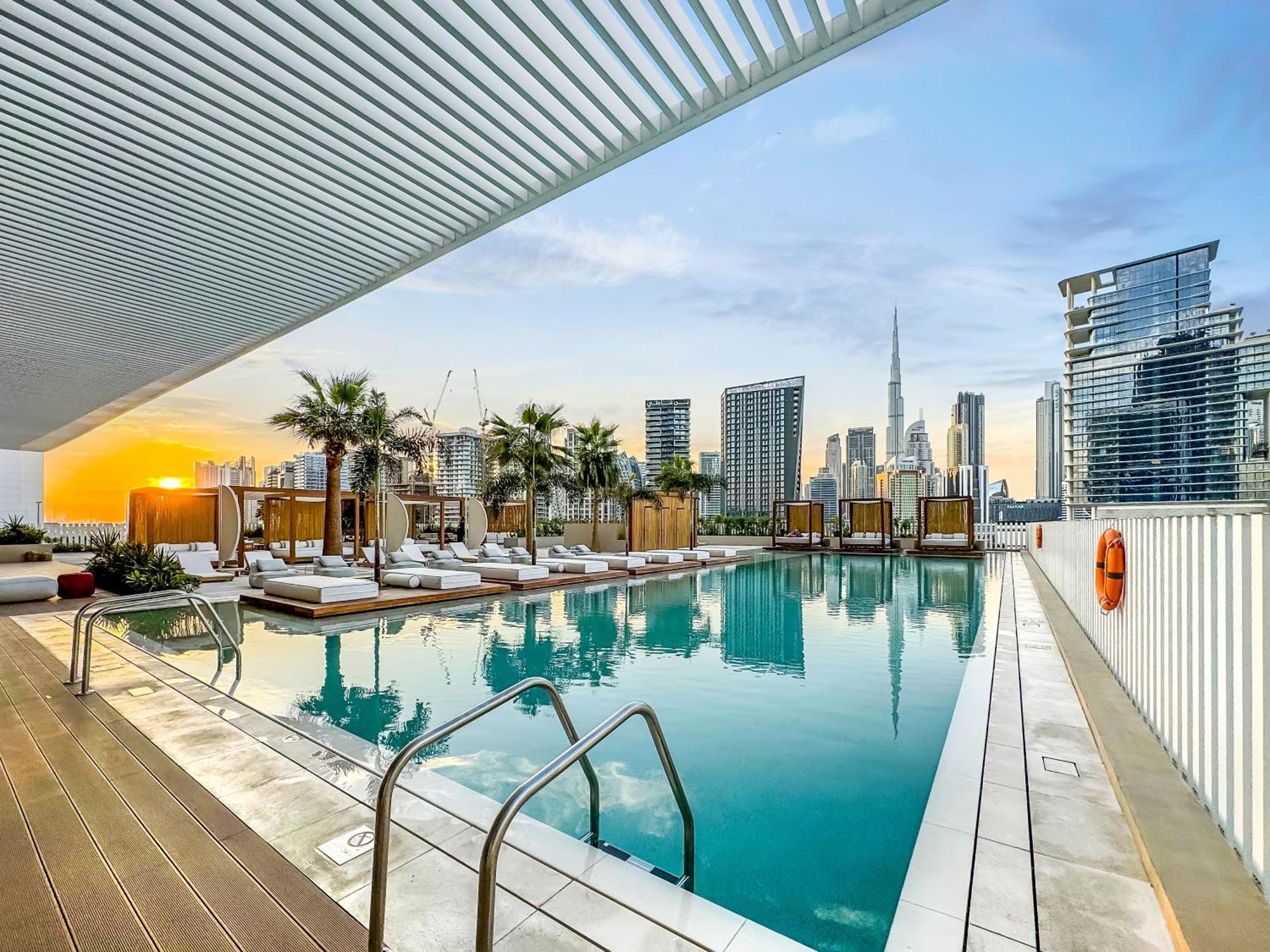 Fam Living - Upside Living - Wfh Friendly-business Bay Dubai