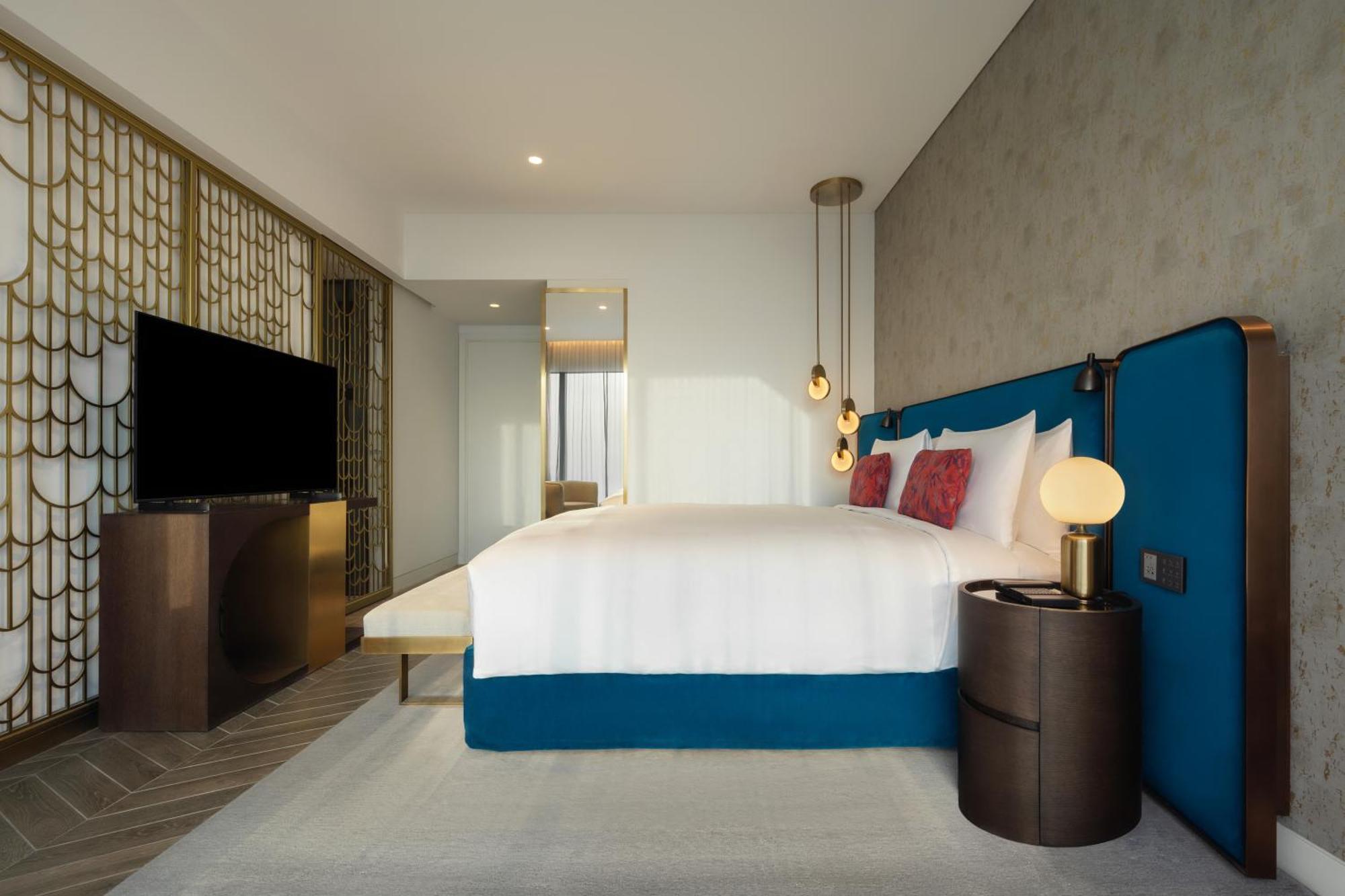So Uptown Hotel