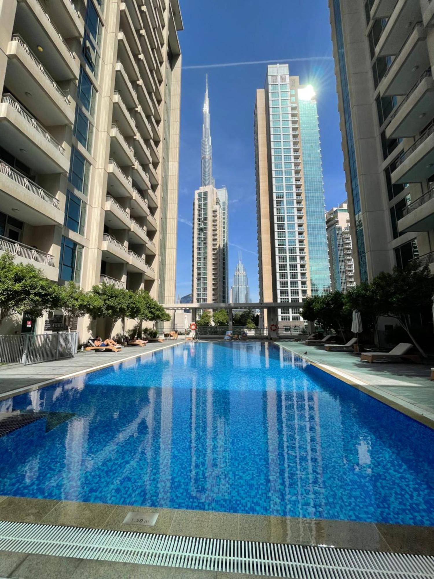 Cosy & Spacious 2 Bedroom L Magical Boulevard View L By Burj & Mall I Pool I Gym I Family Friendly Apartment Dubai