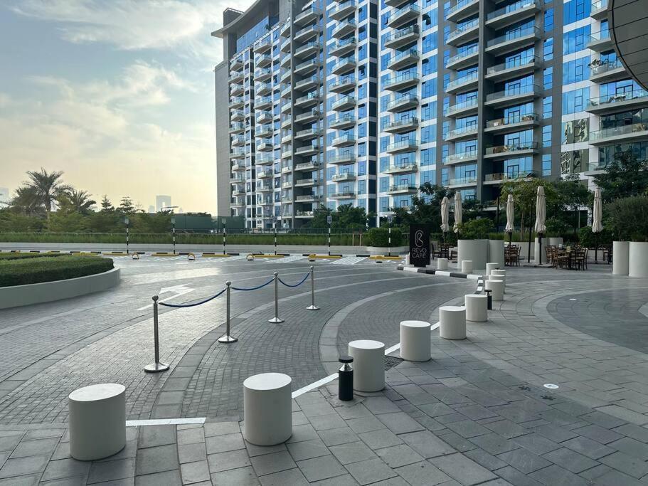 Luxury Palm Jumeriah Access To Apartment Dubai