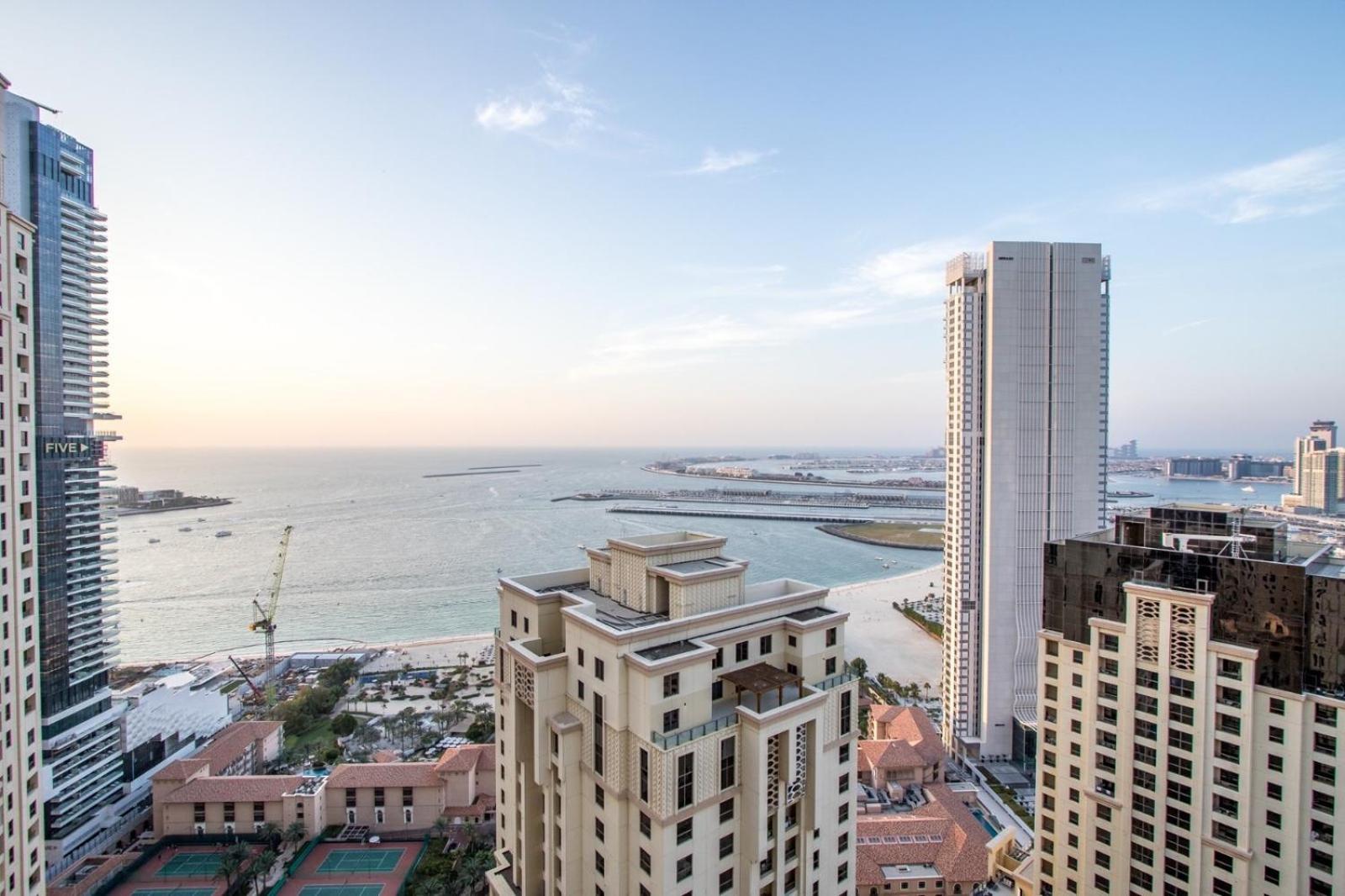 Gma Murjan 2br Sea View High Floor Dubai