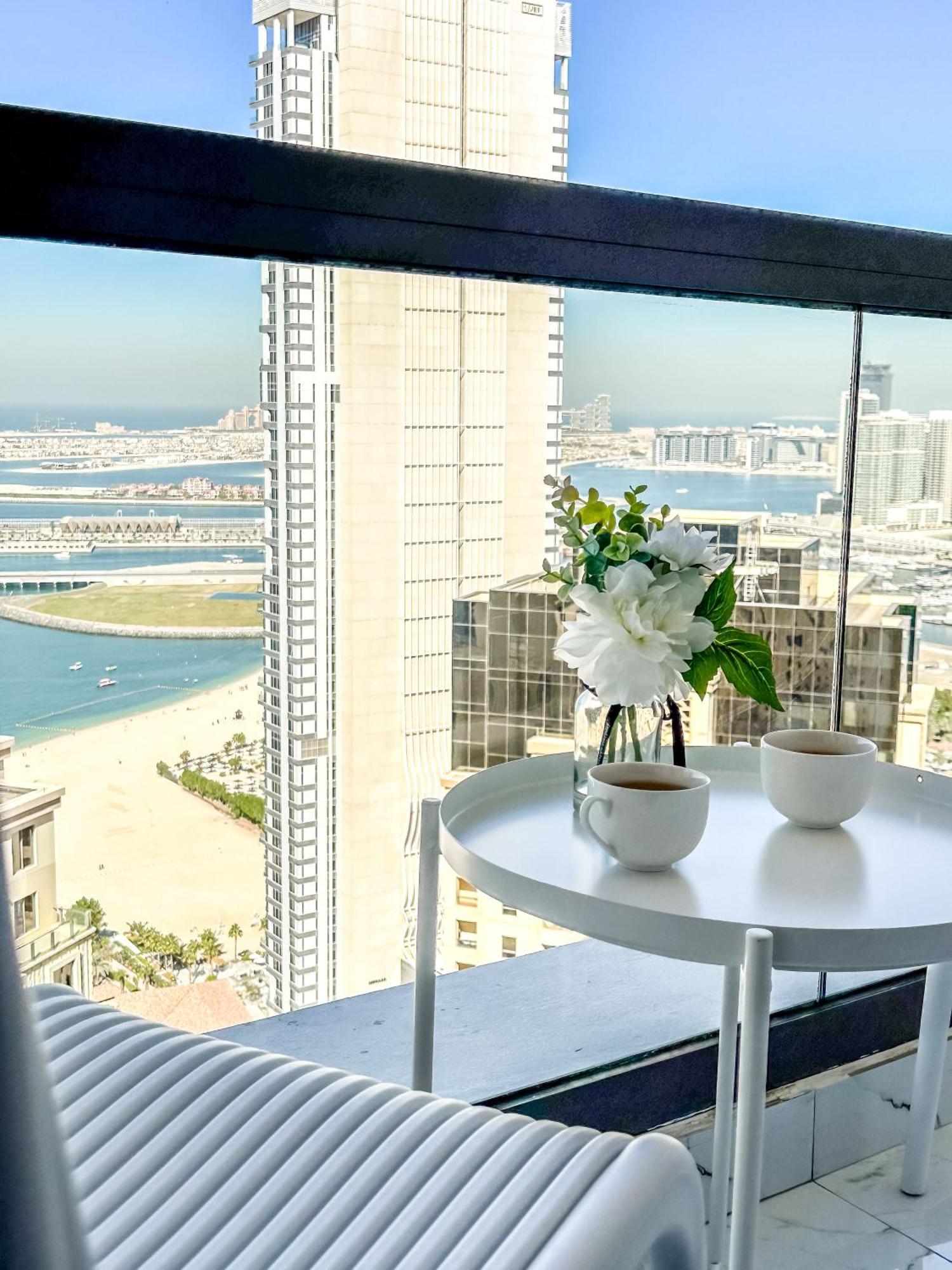 Gma Murjan 2br Sea View High Floor * Dubai