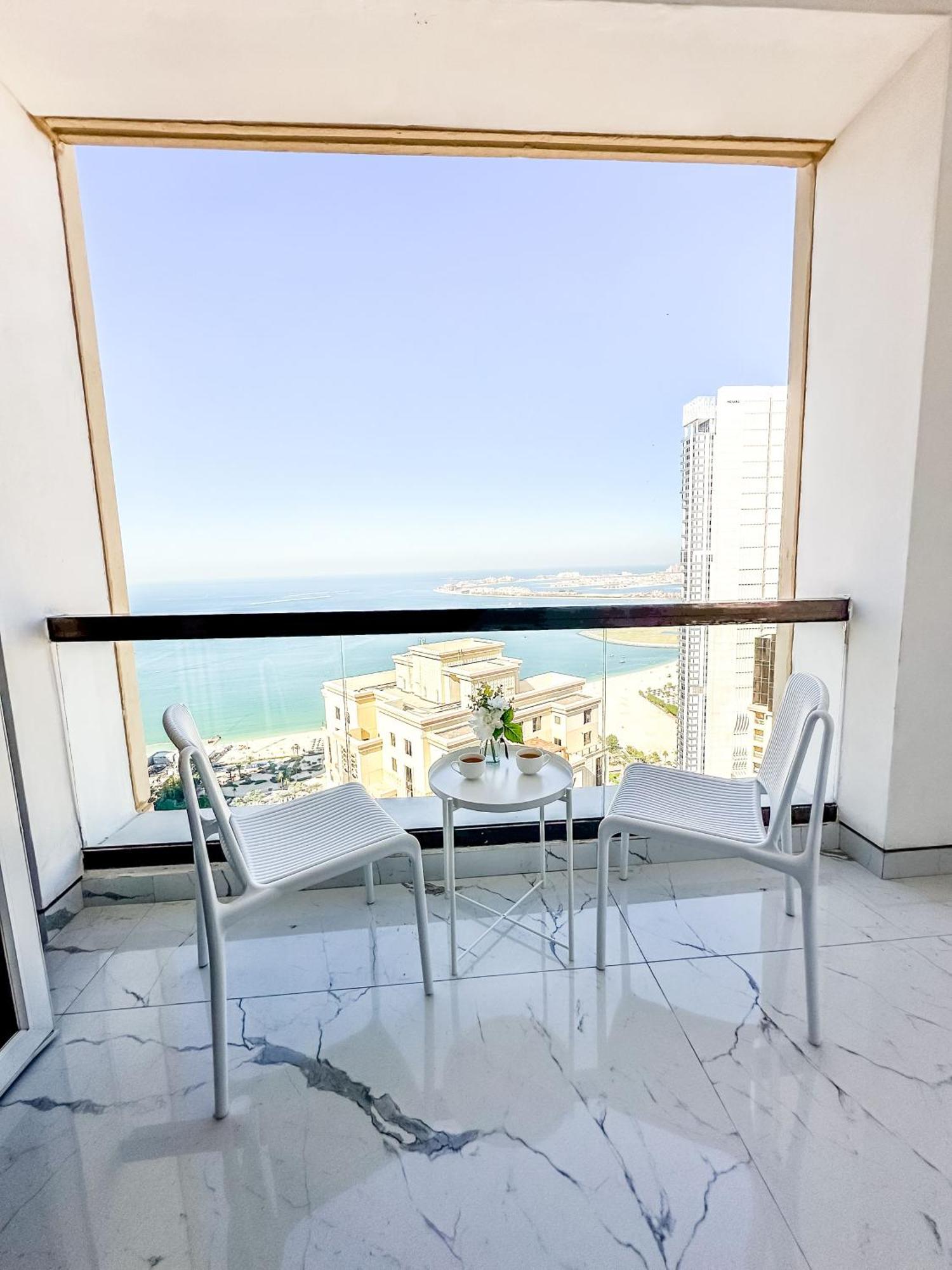 Gma Murjan 2br Sea View High Floor Apartment