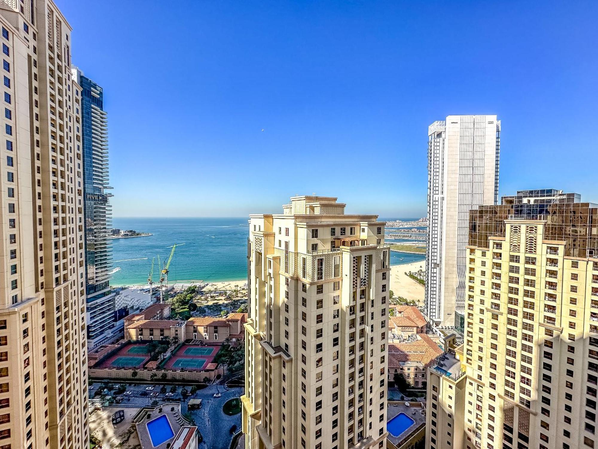 Gma Murjan 2br Sea View High Floor Dubai