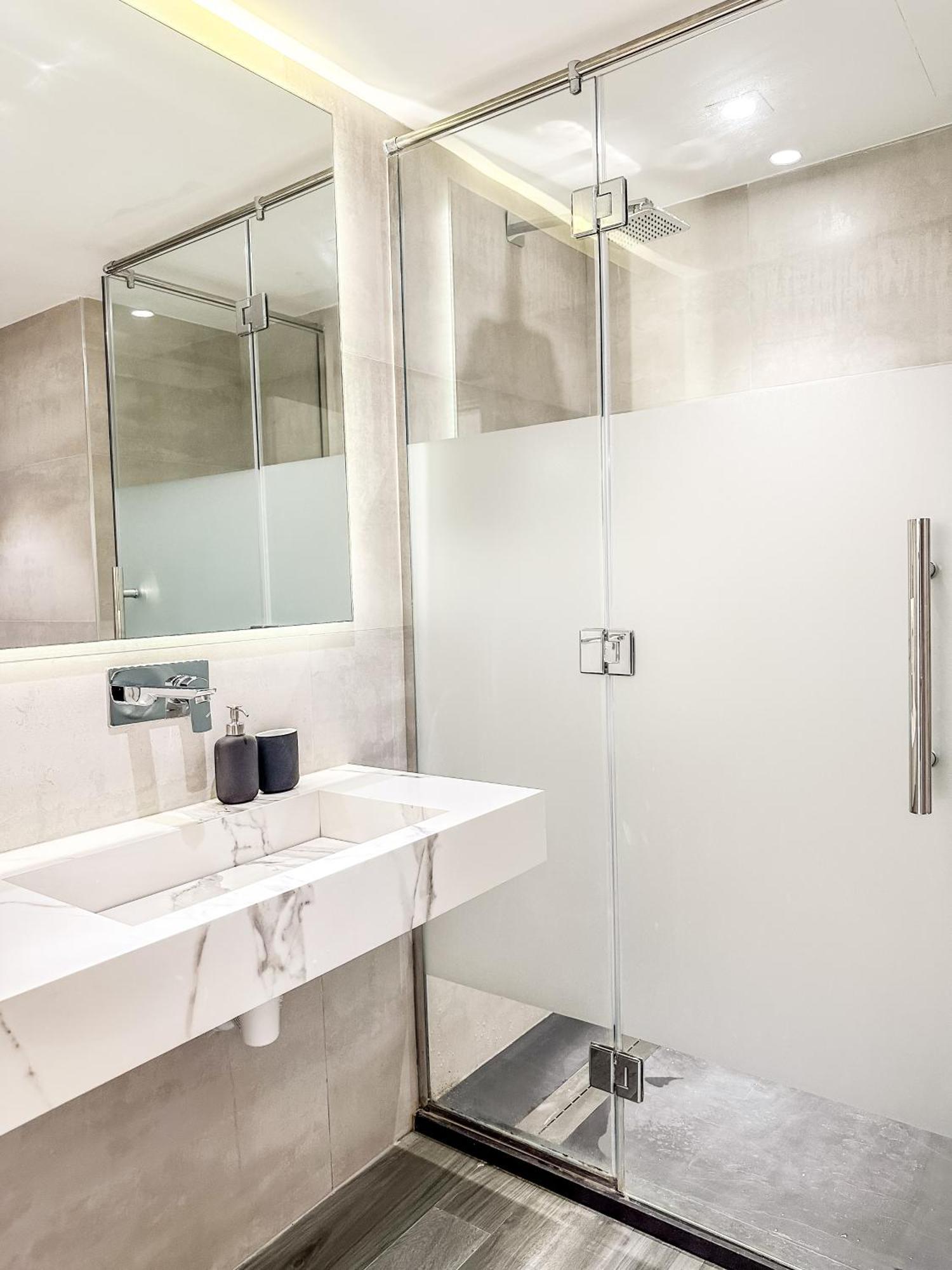 Gma Murjan 2br Sea View High Floor
