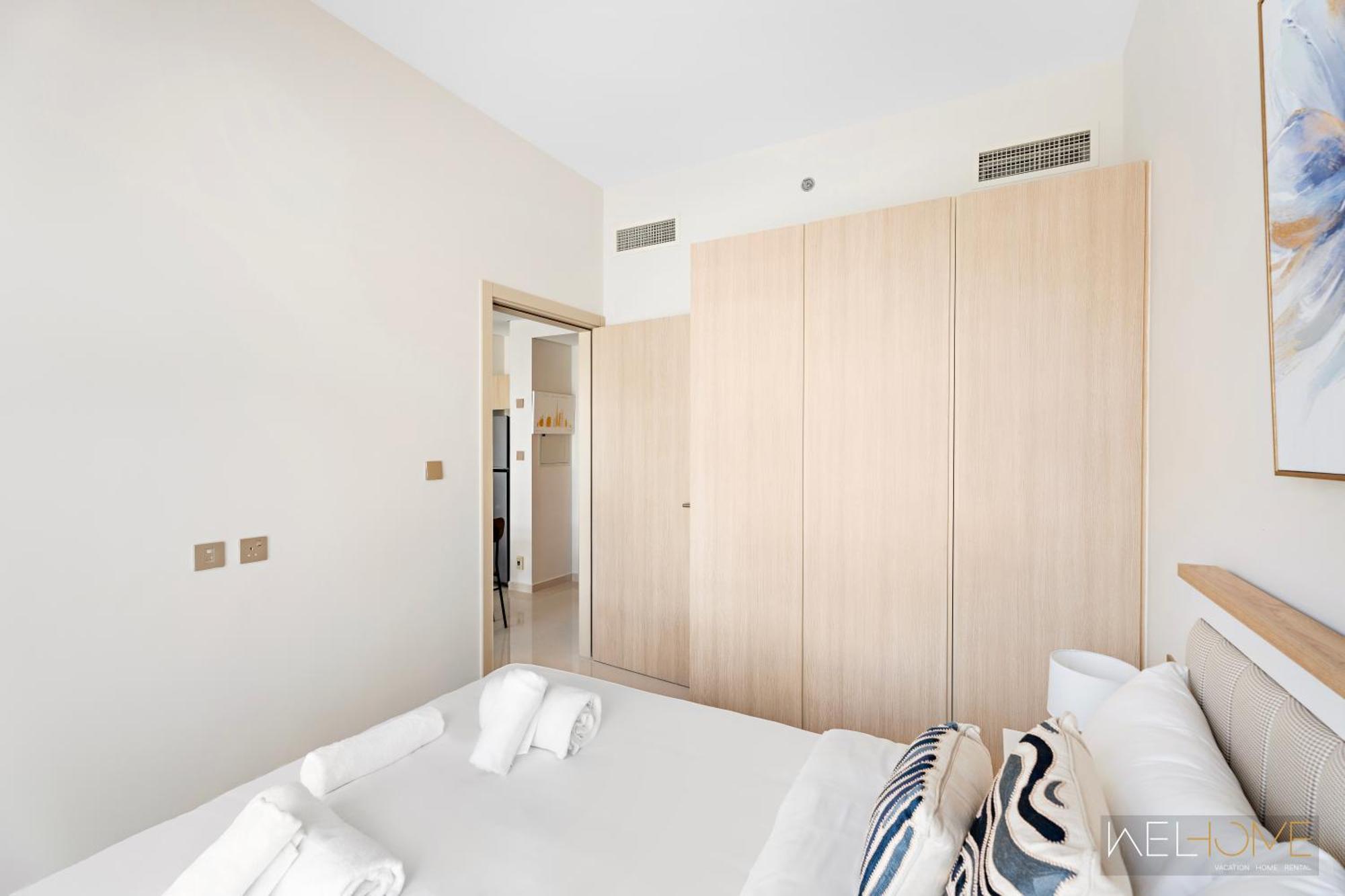 Welhome - Breathtaking View 1br In Damac Hills 2 Dubai