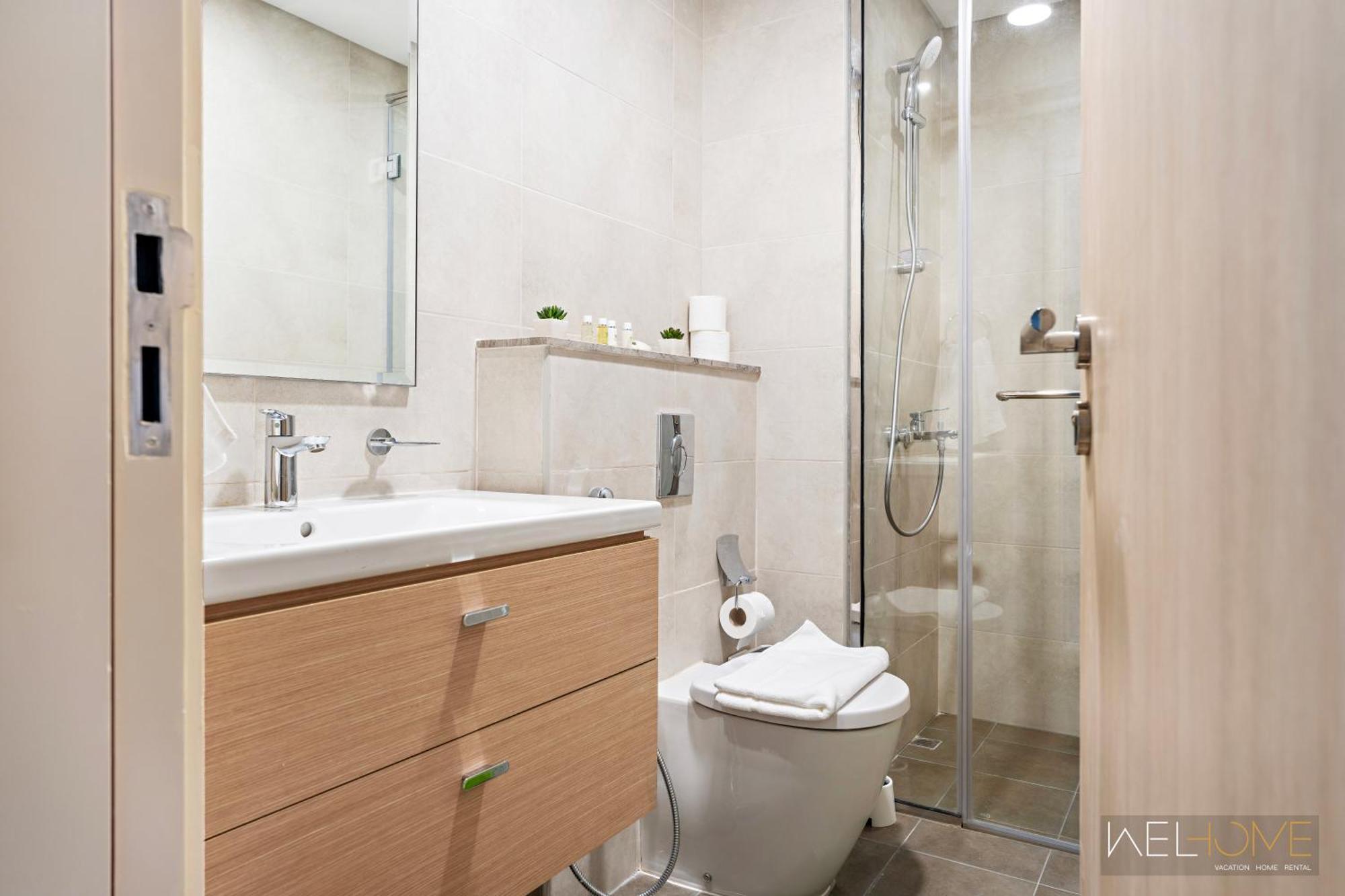 Welhome - Breathtaking View 1br In Damac Hills 2 Dubai